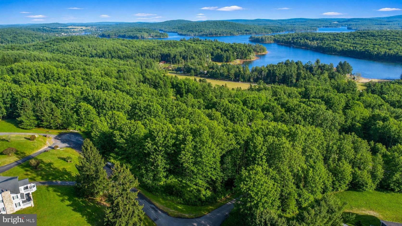 PARADISE RIDGE - Land