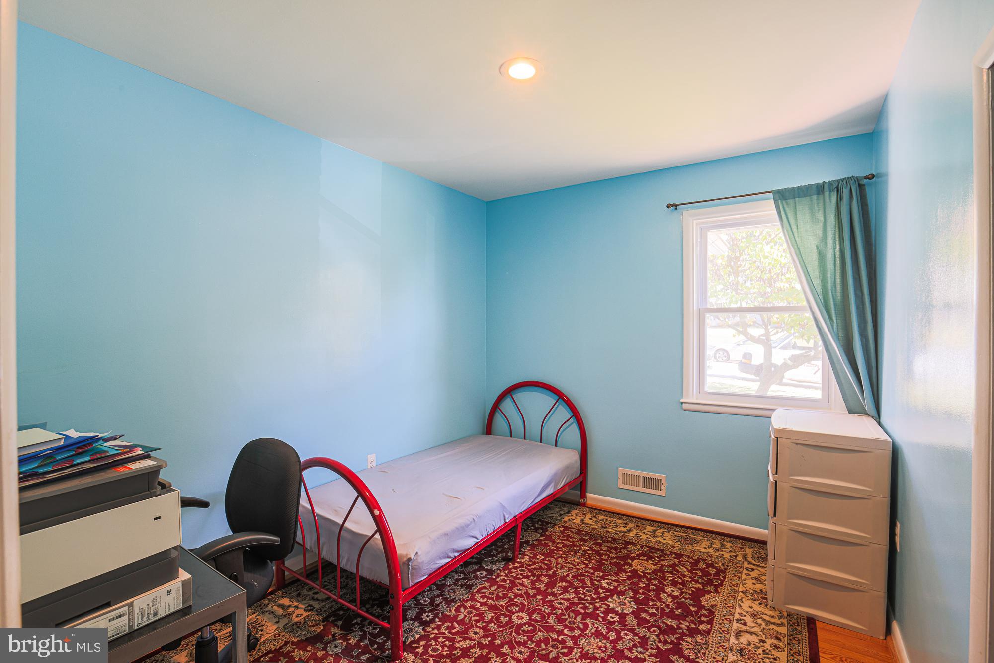 TEN HILLS - Residential