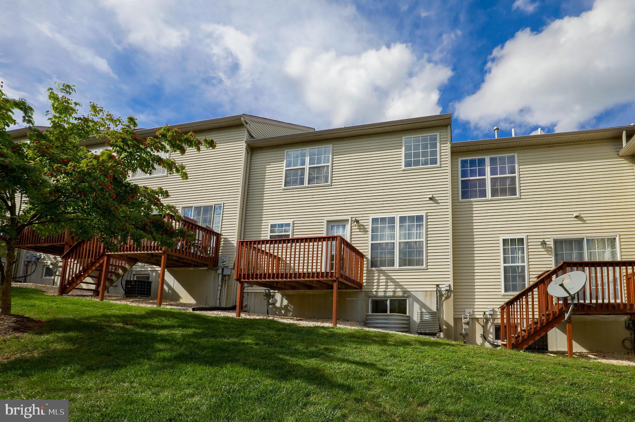 HUNT CLUB - Residential