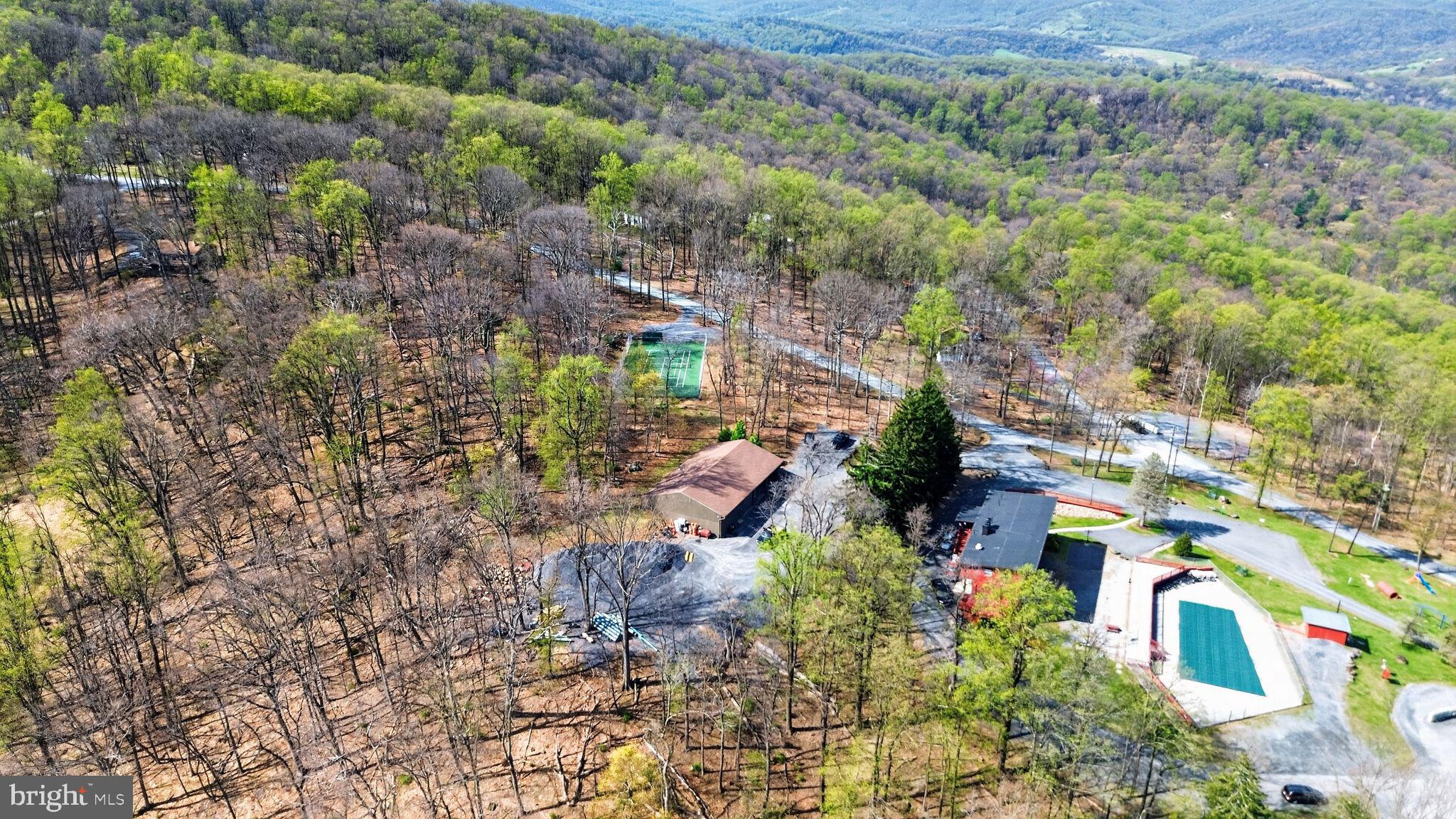 HIGH KNOB - Land