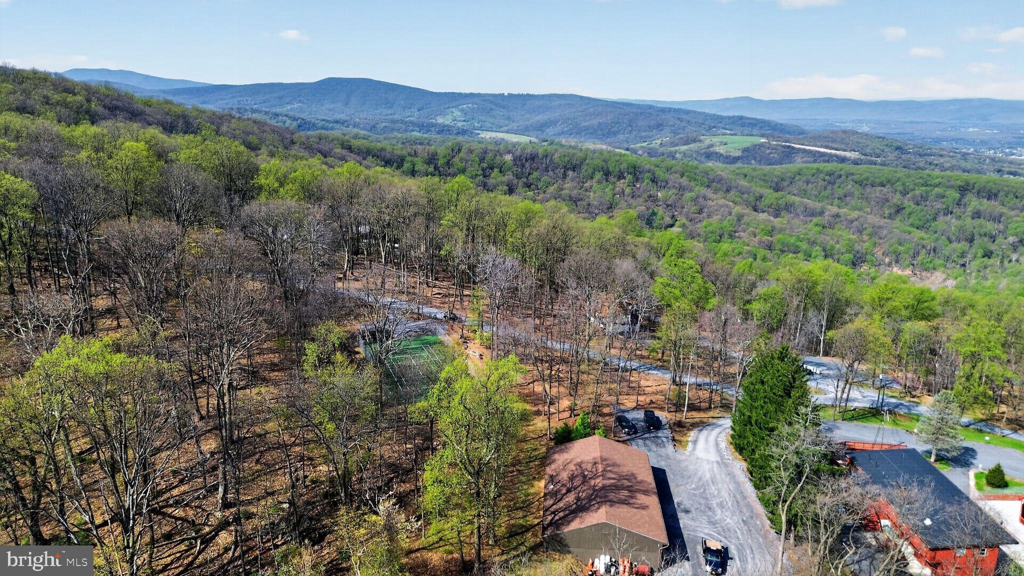 HIGH KNOB - Land