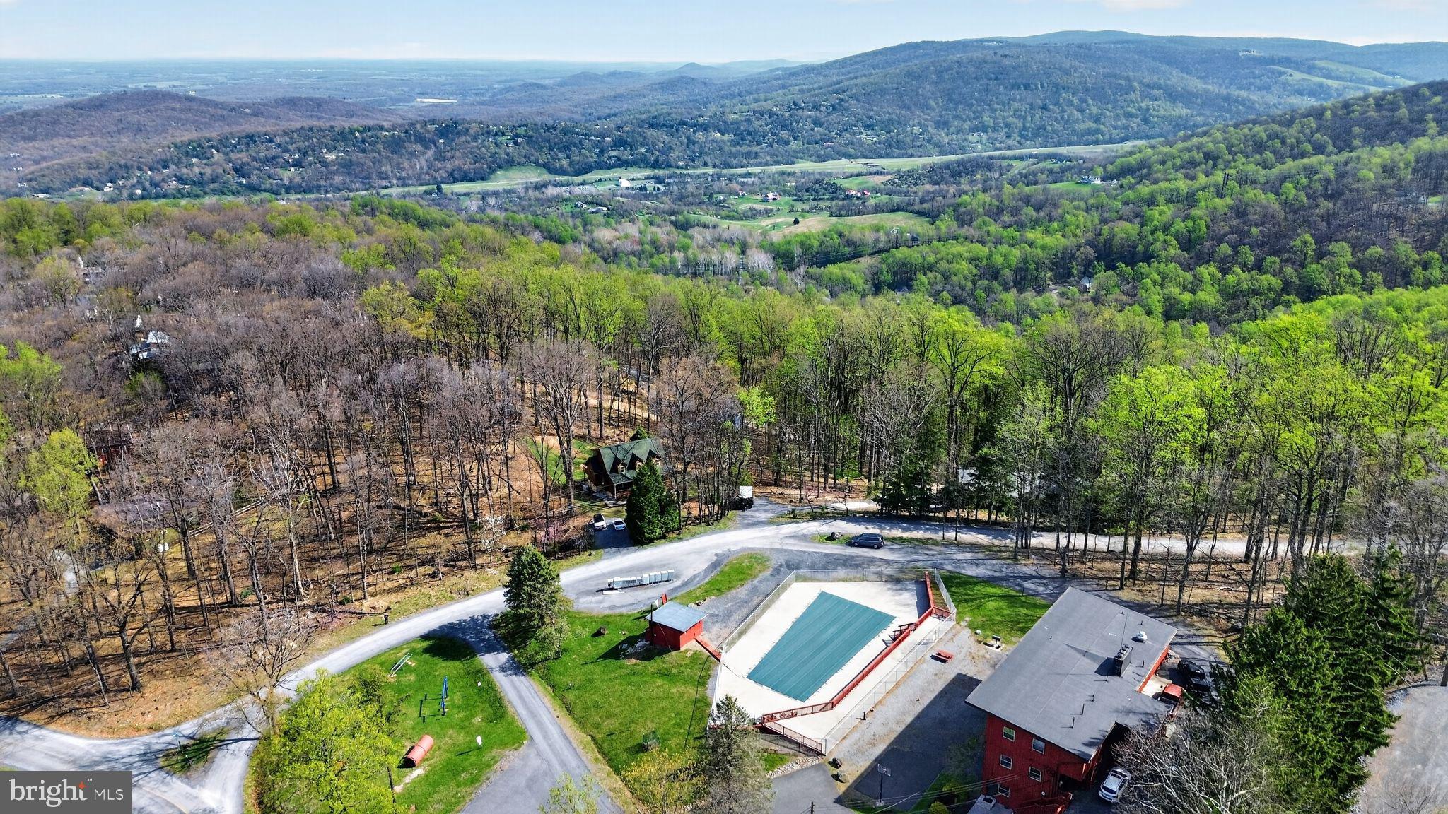 HIGH KNOB - Land