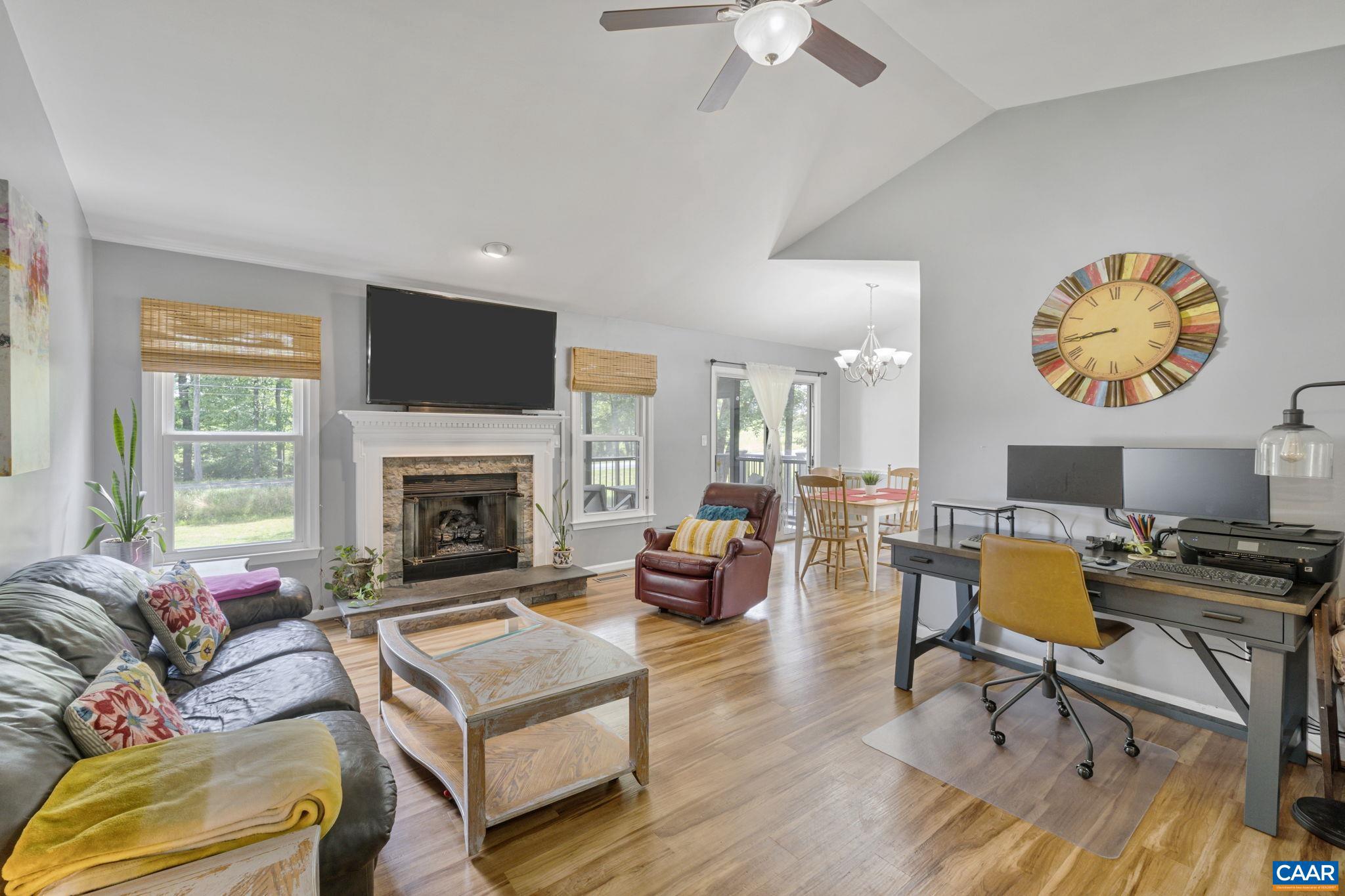 LAKE MONTICELLO - Residential