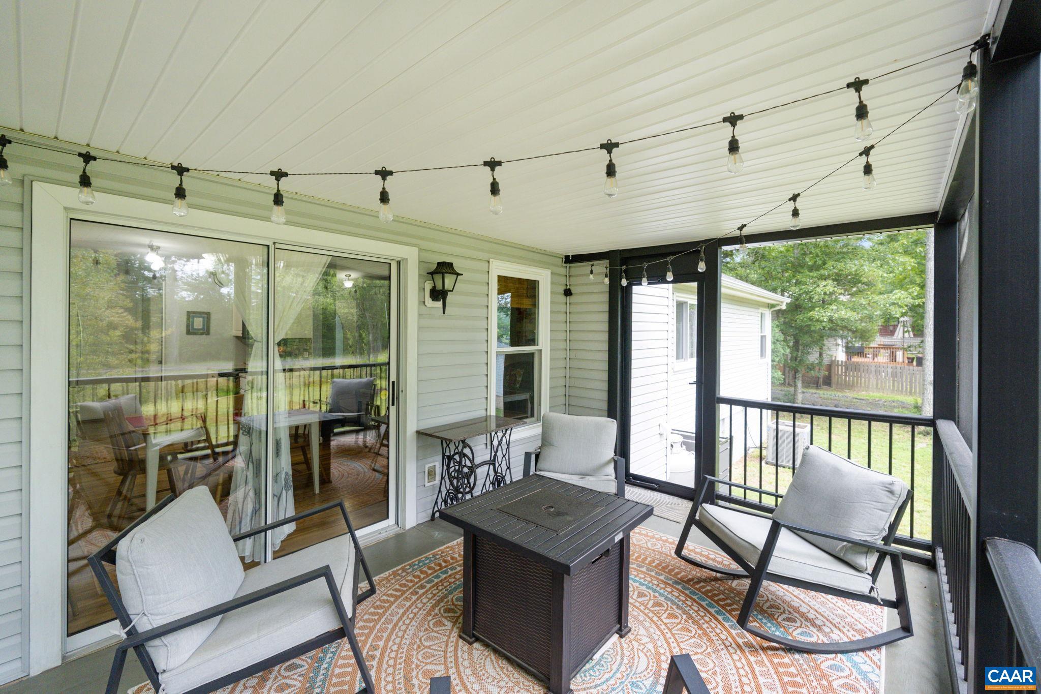 LAKE MONTICELLO - Residential