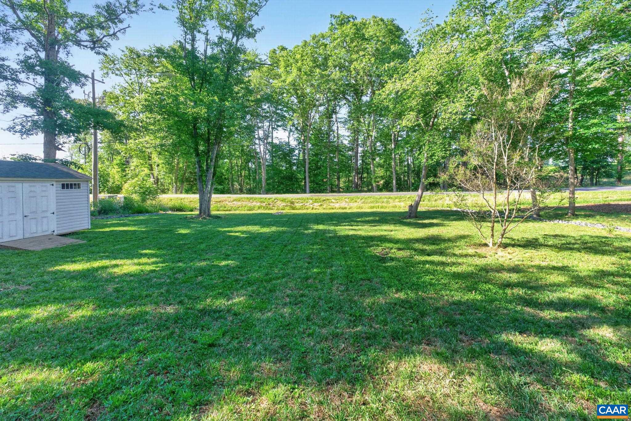 LAKE MONTICELLO - Residential