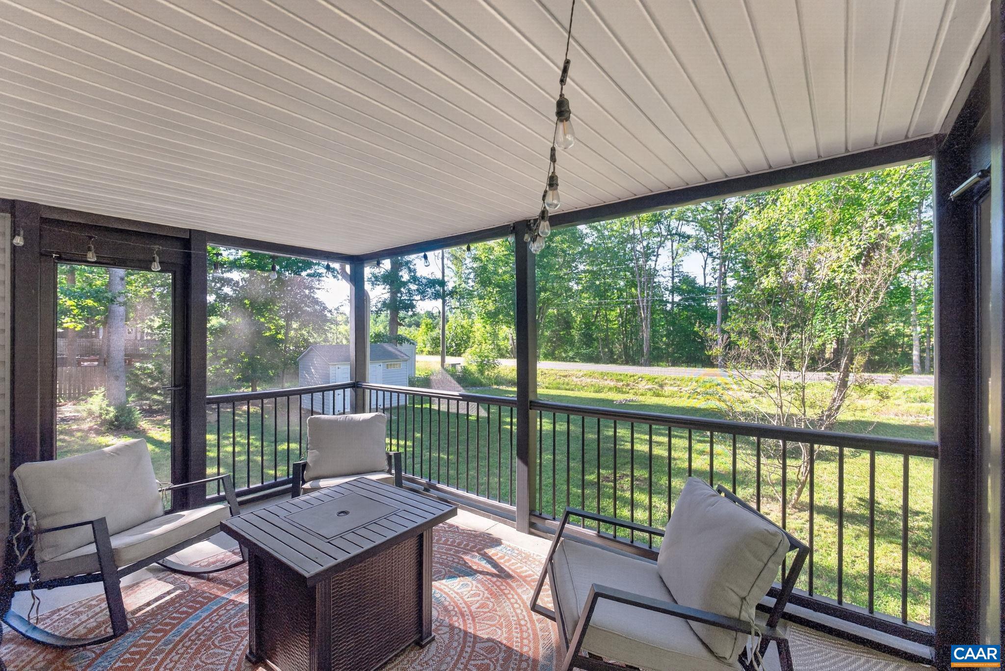 LAKE MONTICELLO - Residential