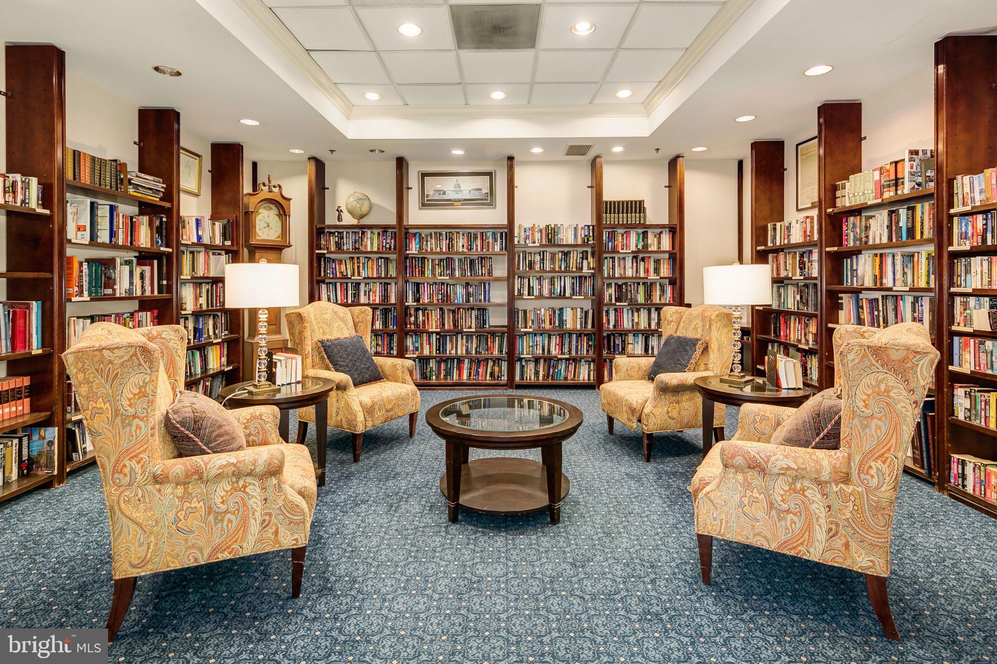 THE JEFFERSON - SUNRISE SENIOR LIVING - Residential