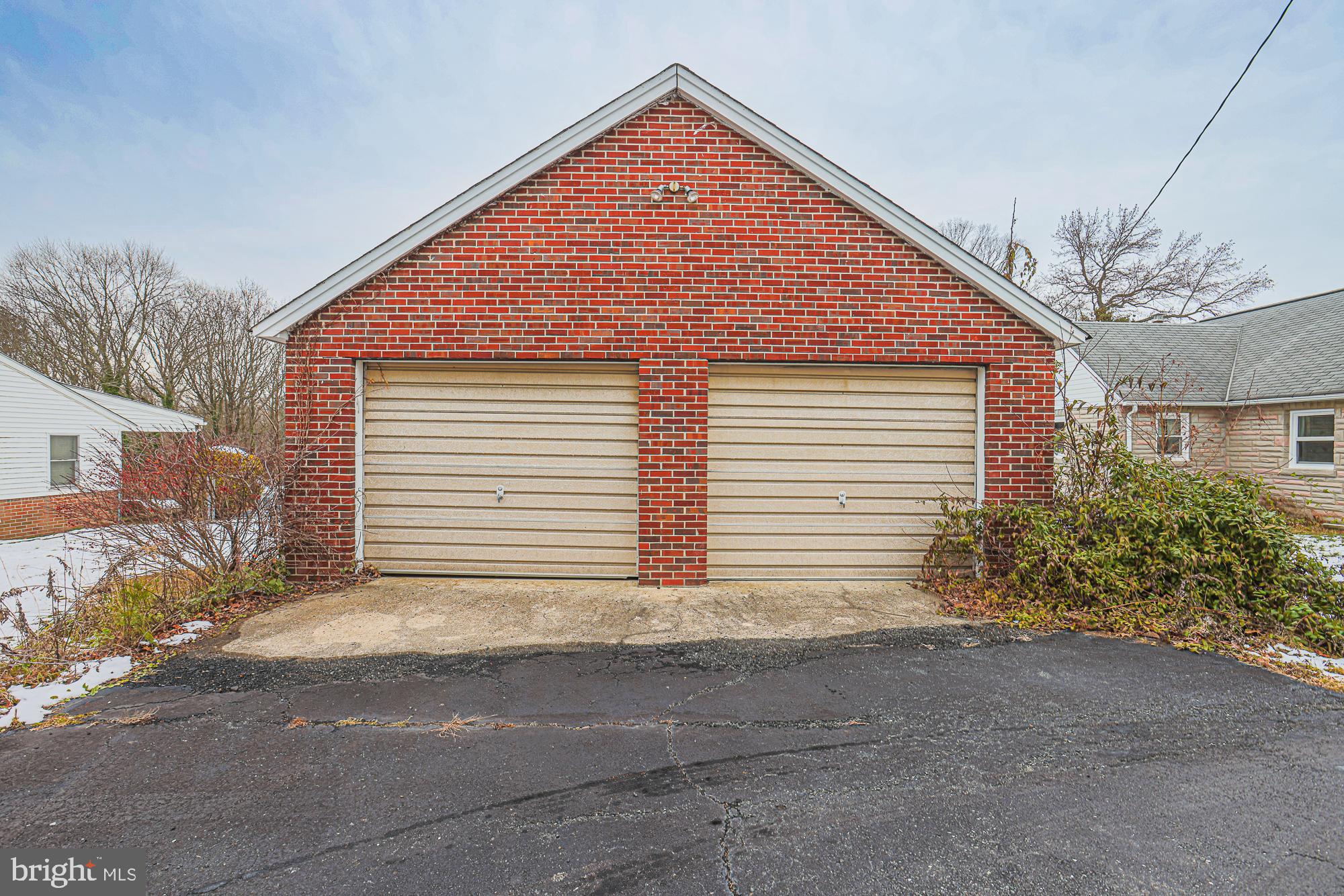 ABINGDON ESTATES - Residential