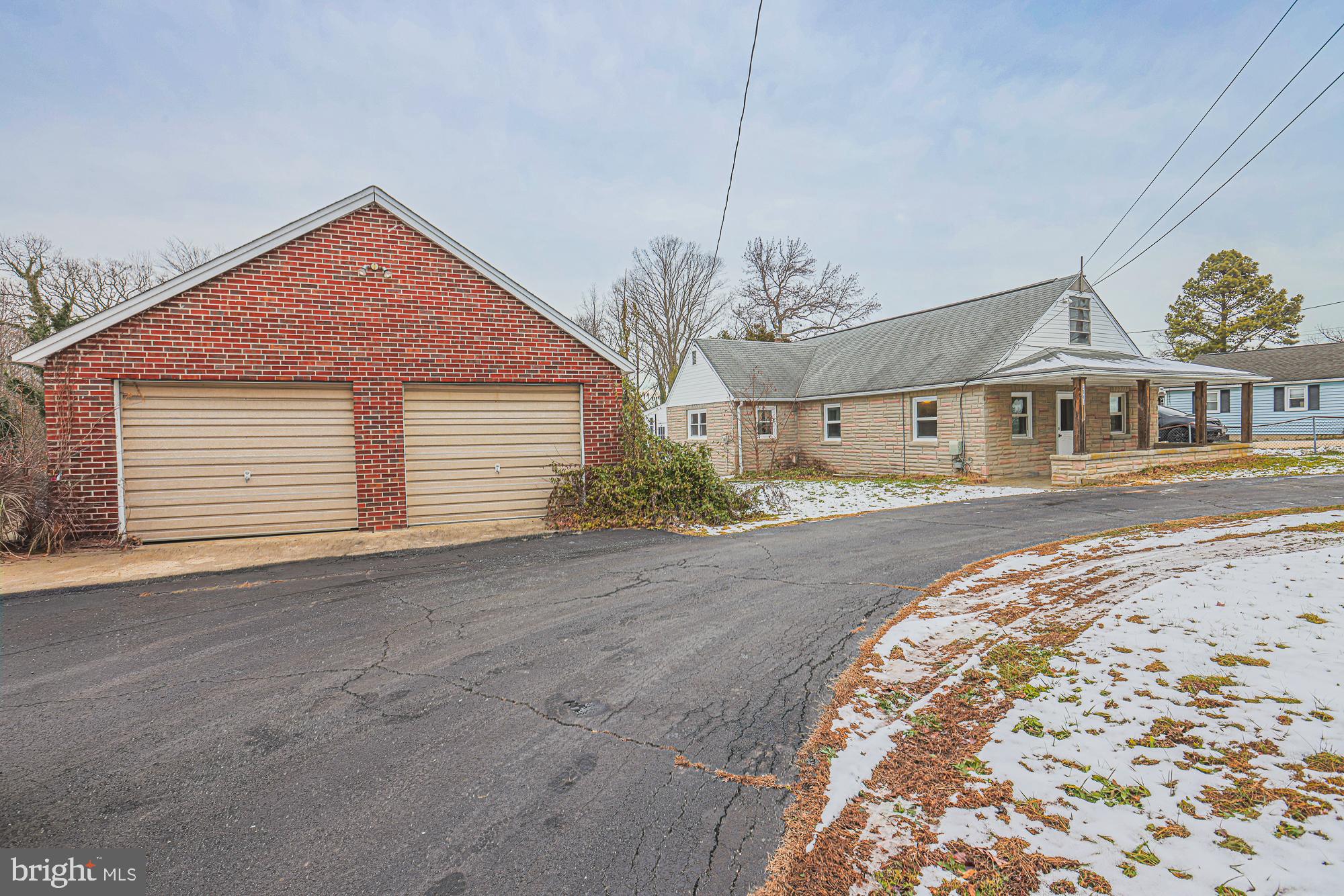 ABINGDON ESTATES - Residential