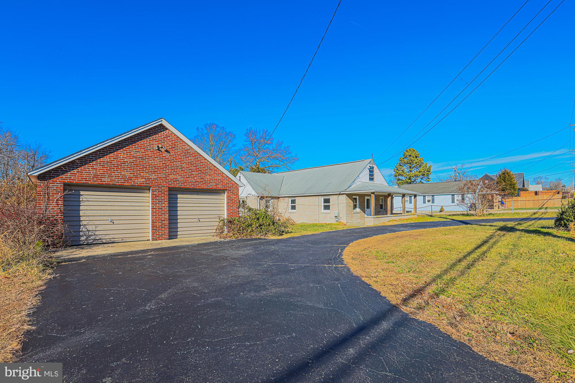 ABINGDON ESTATES - Residential