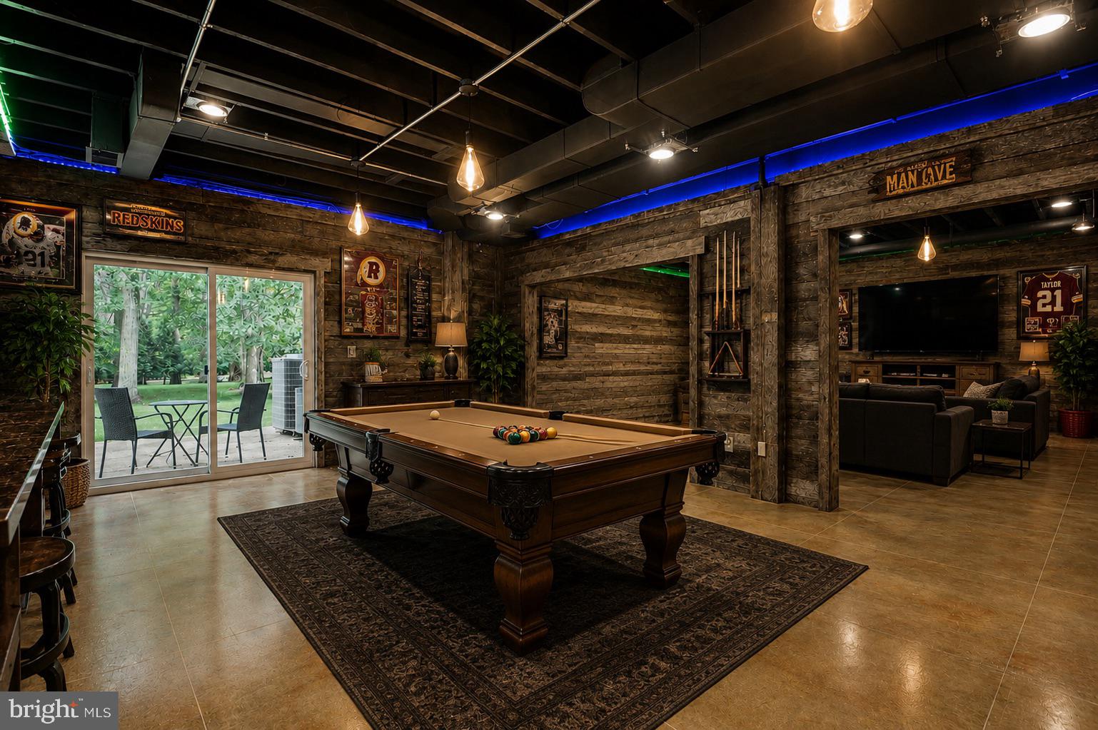 GREAT FALLS ESTATES - Residential