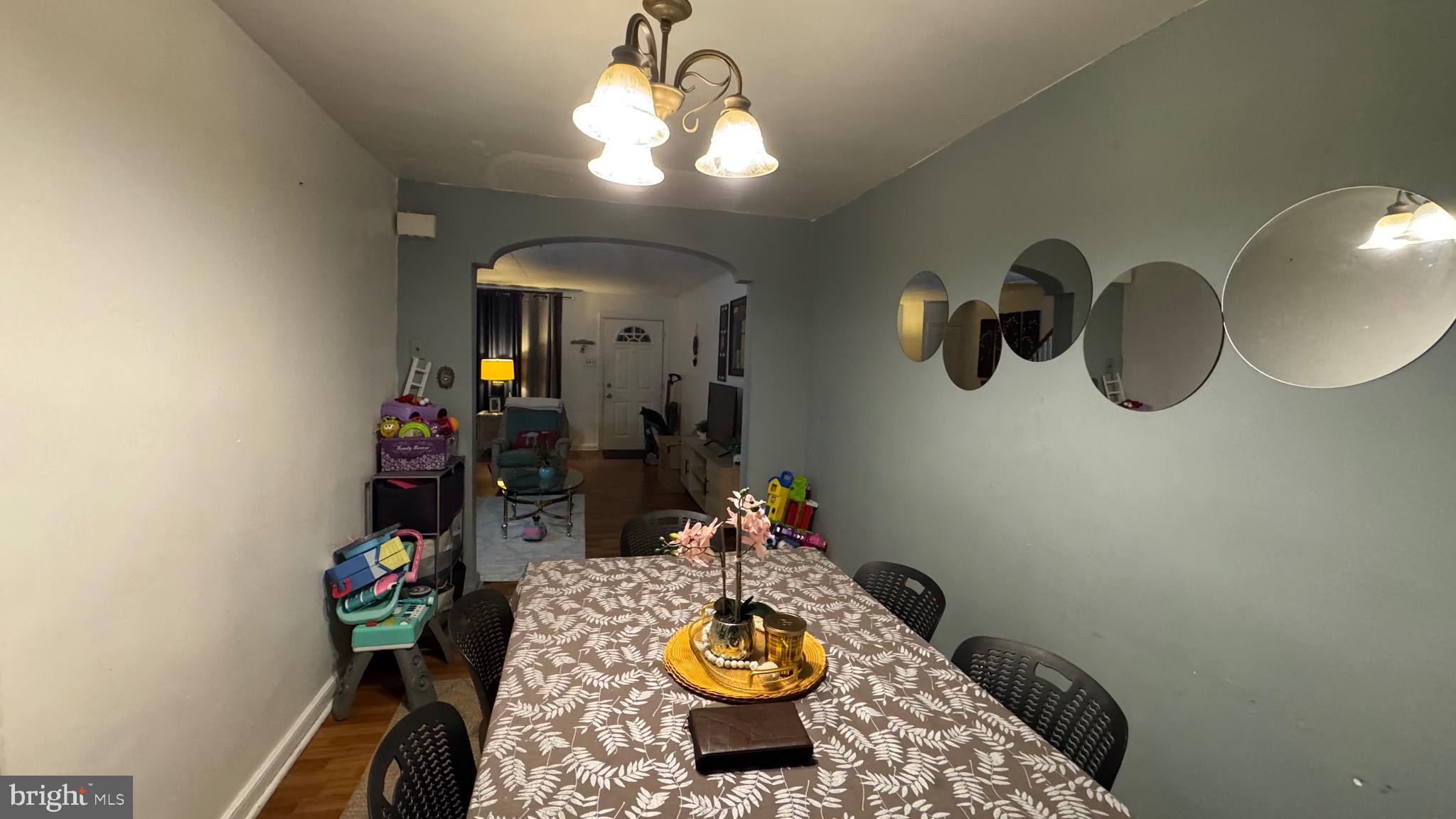 MAYFAIR - Residential