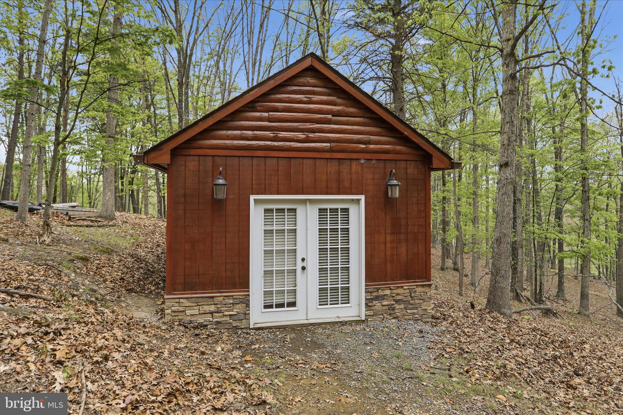 THE CROSSING AT GREAT CACAPON - Residential