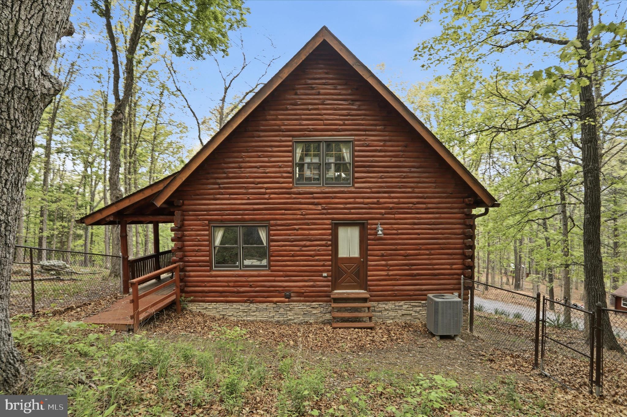 THE CROSSING AT GREAT CACAPON - Residential