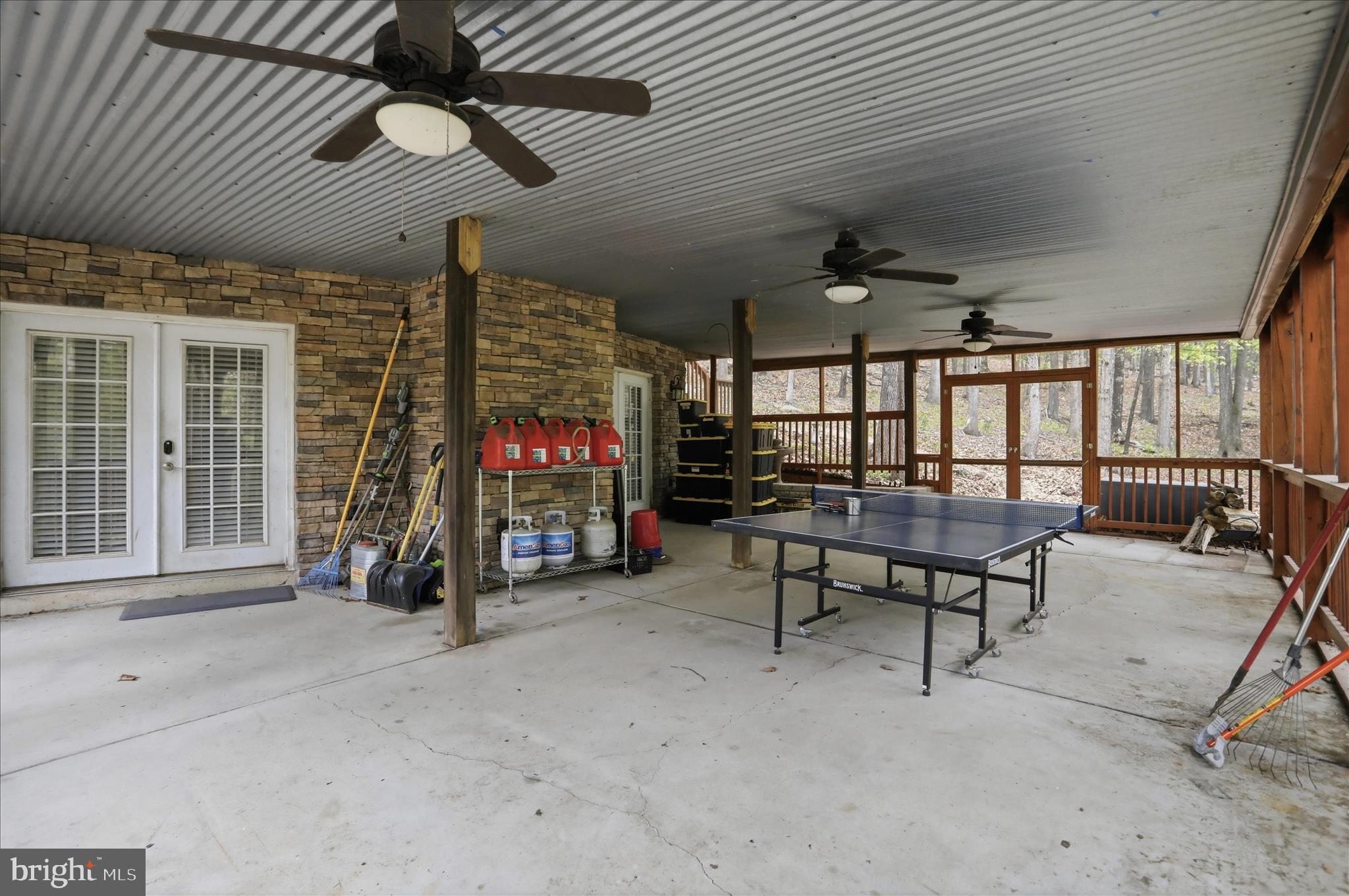 THE CROSSING AT GREAT CACAPON - Residential
