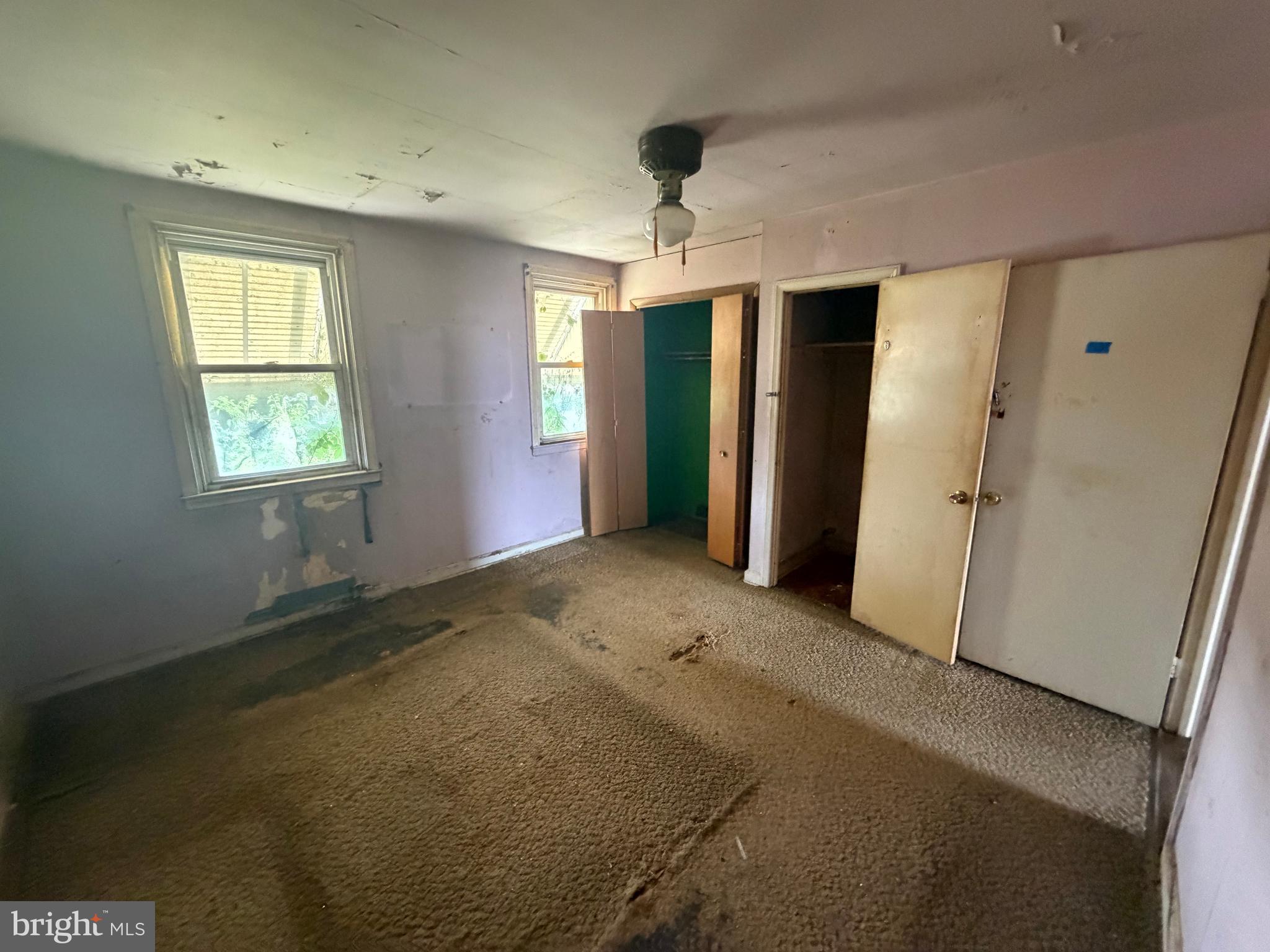 WEST OAK LANE - Residential