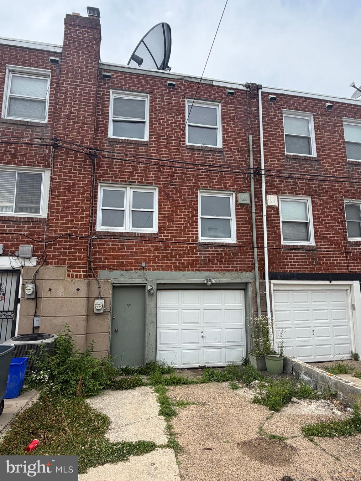 WEST OAK LANE - Residential