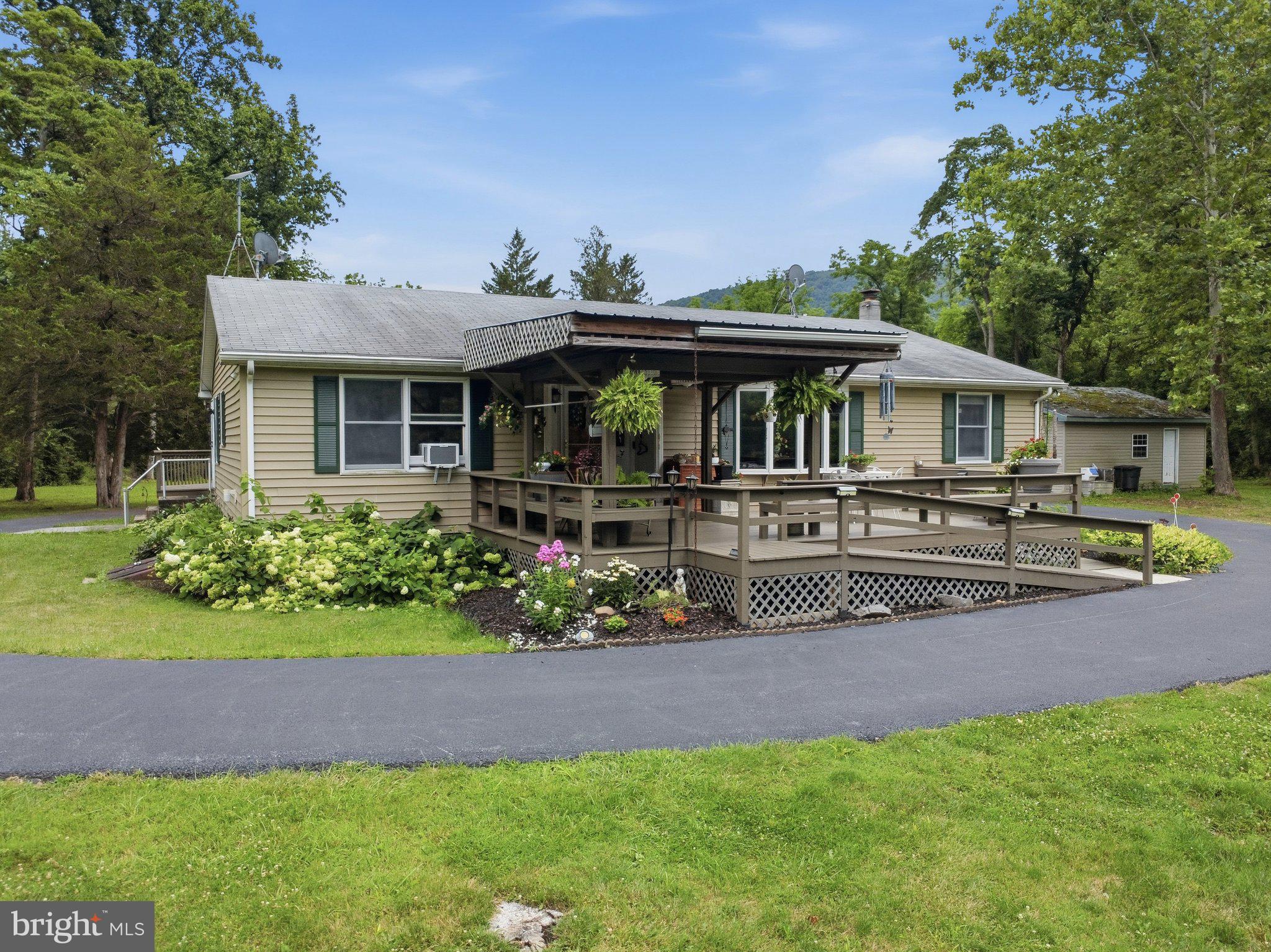 BLACKBERRY HILLS - Residential