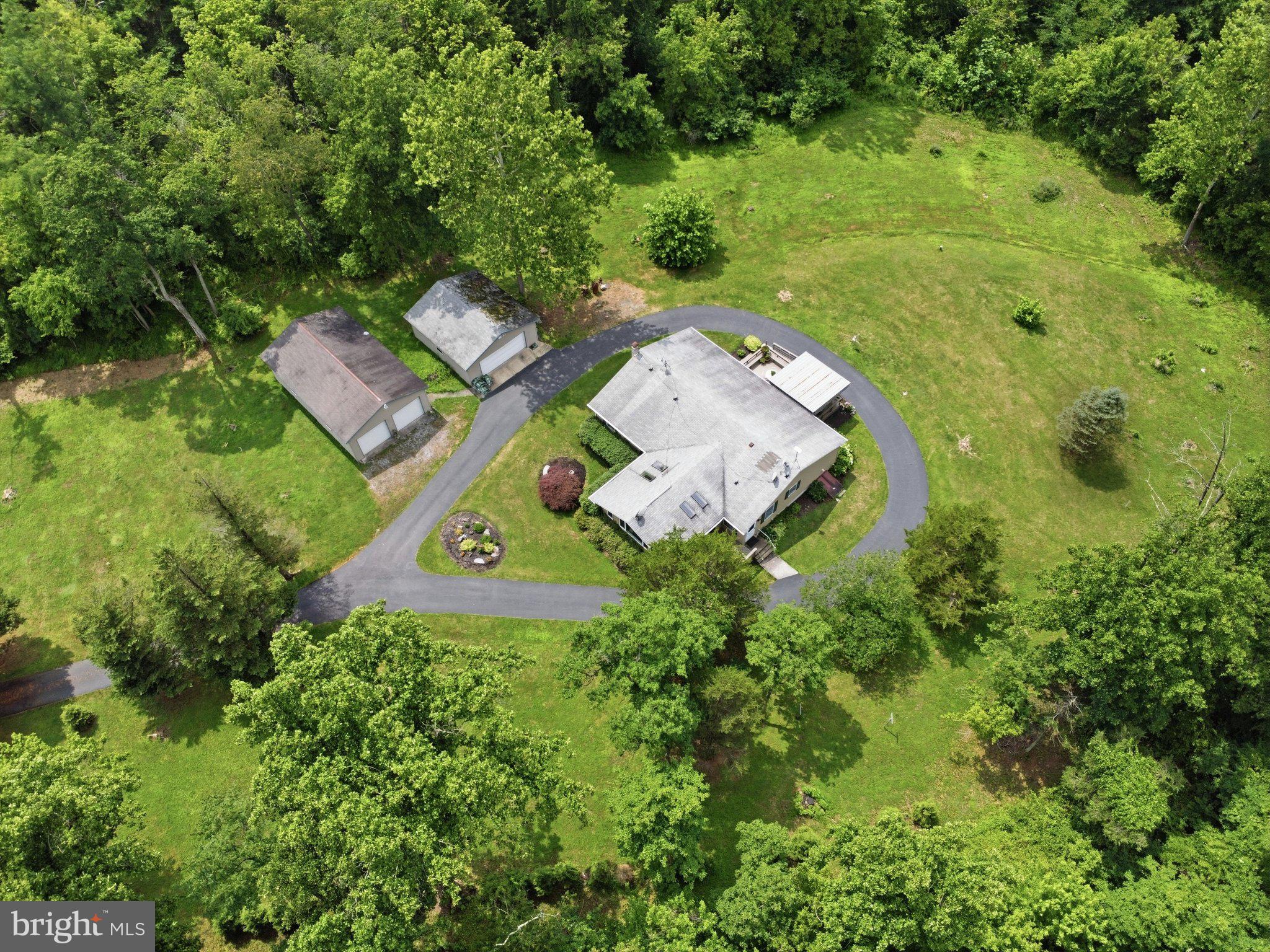 BLACKBERRY HILLS - Residential