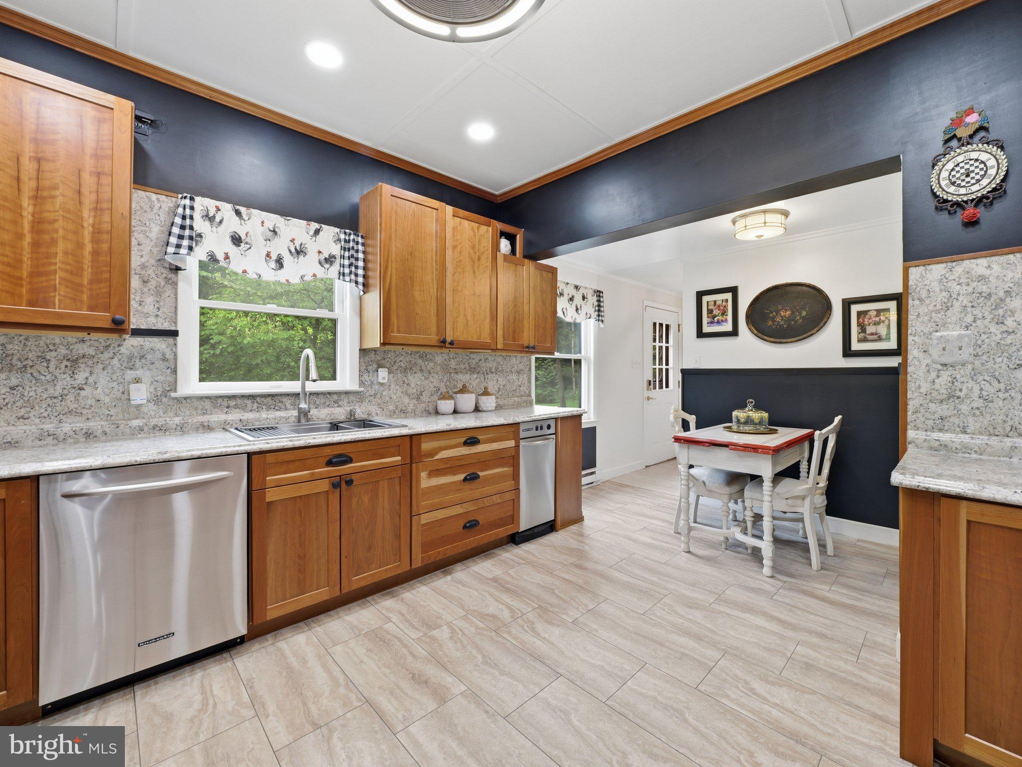 BLACKBERRY HILLS - Residential