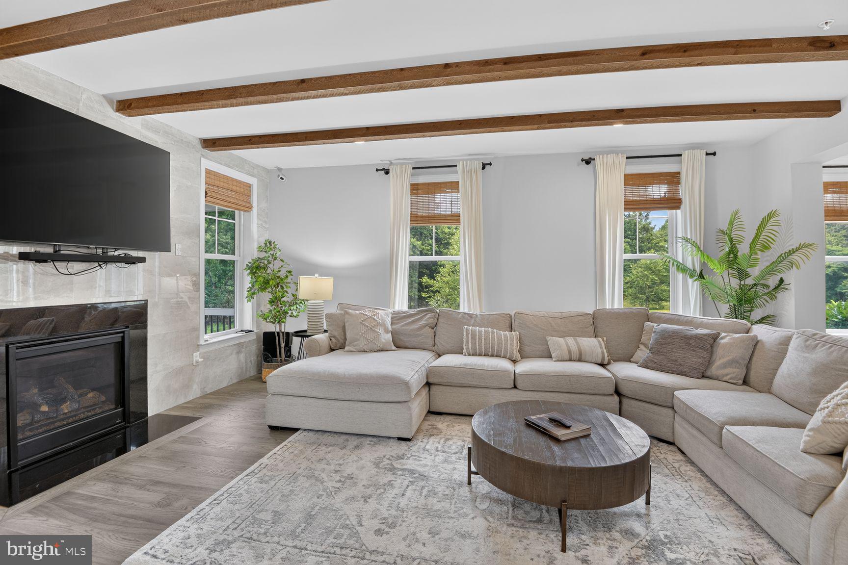ARUNDEL FOREST - Residential