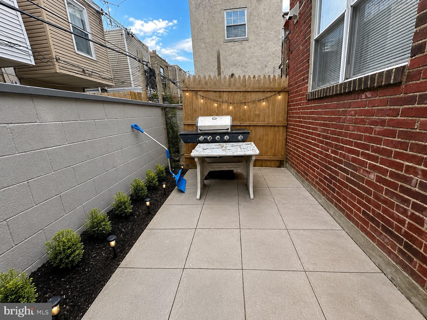 PHILADELPHIA (SOUTH) - Residential