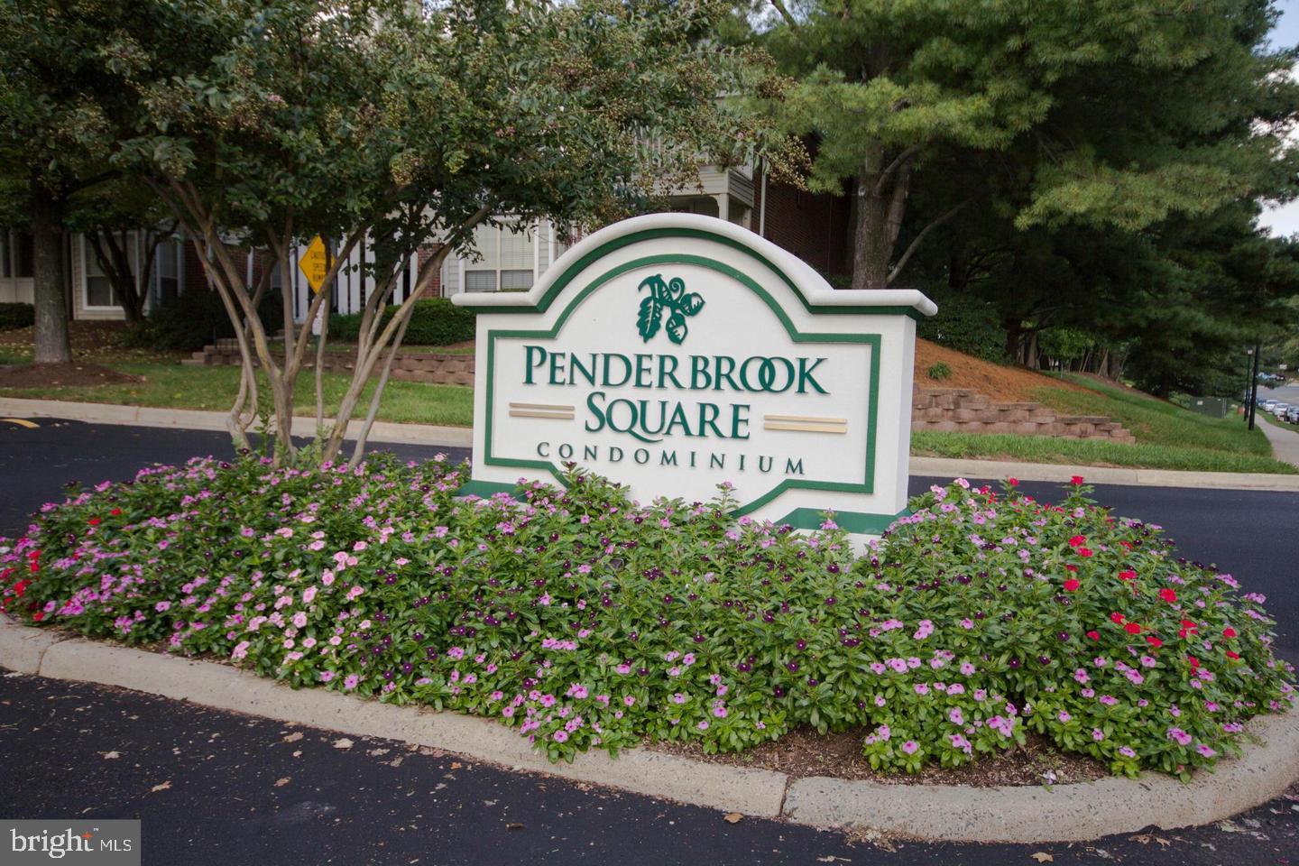 PENDERBROOK SQUARE CONDOMINIUMS - Residential