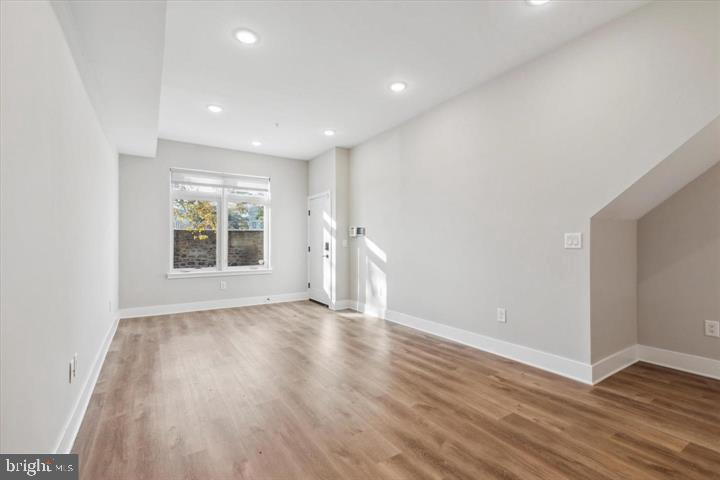 BREWERYTOWN - Commercial Sale