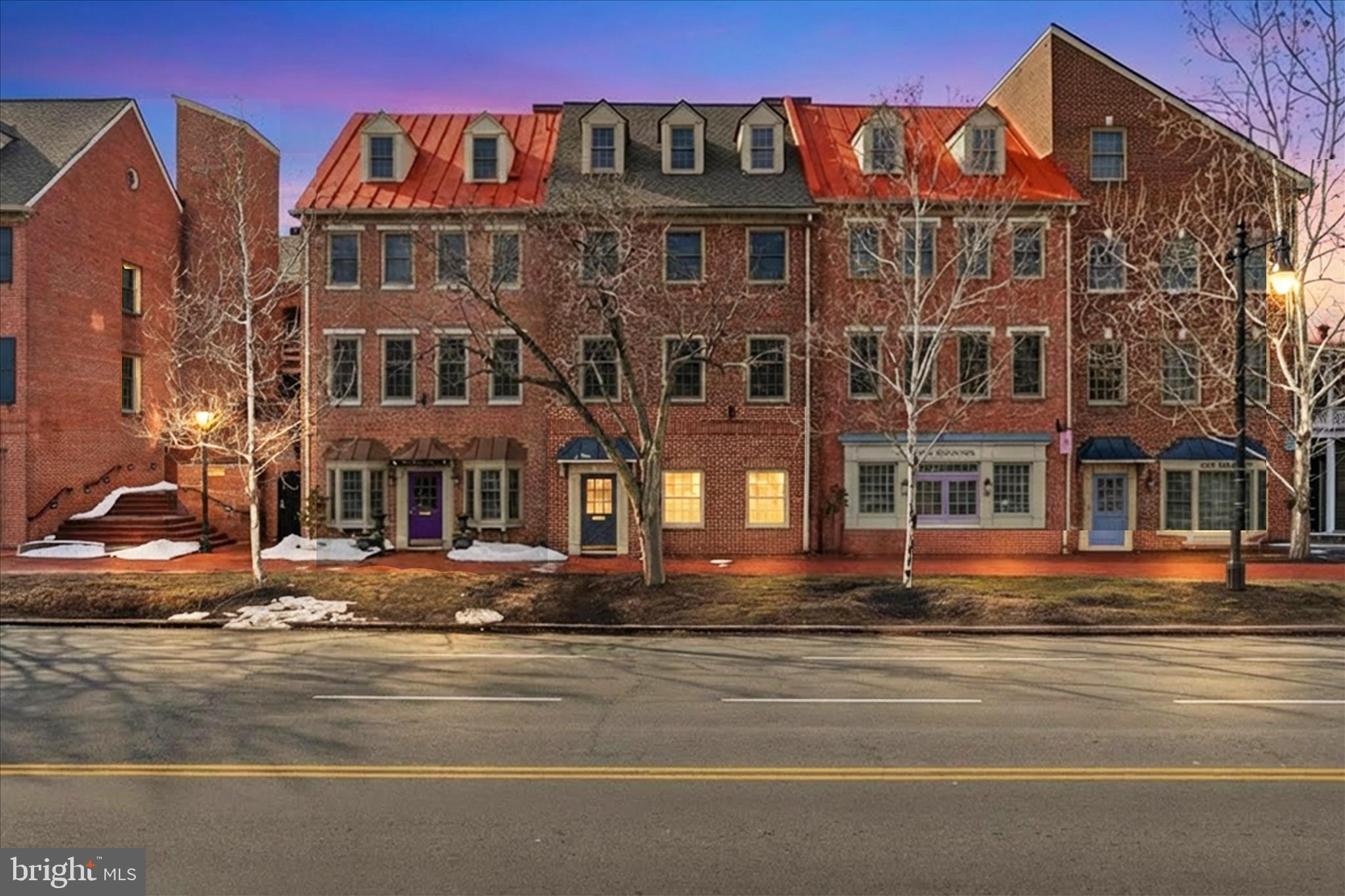 Exceptional commercial opportunity in the heart of Old Town Alexandria. Highly visible location on S Washington Street with strong pedestrian and vehicle traffic, just steps from the waterfront, parks, and the King Street corridor. Ideal for boutique retail, or service-based business (buyer to verify permitted uses). Surrounded by thriving local businesses, restaurants, and residential density. Convenient access to major commuter routes, Metro, Reagan National Airport, and Washington, DC. Prime location for your business to thrive—schedule a showing today.