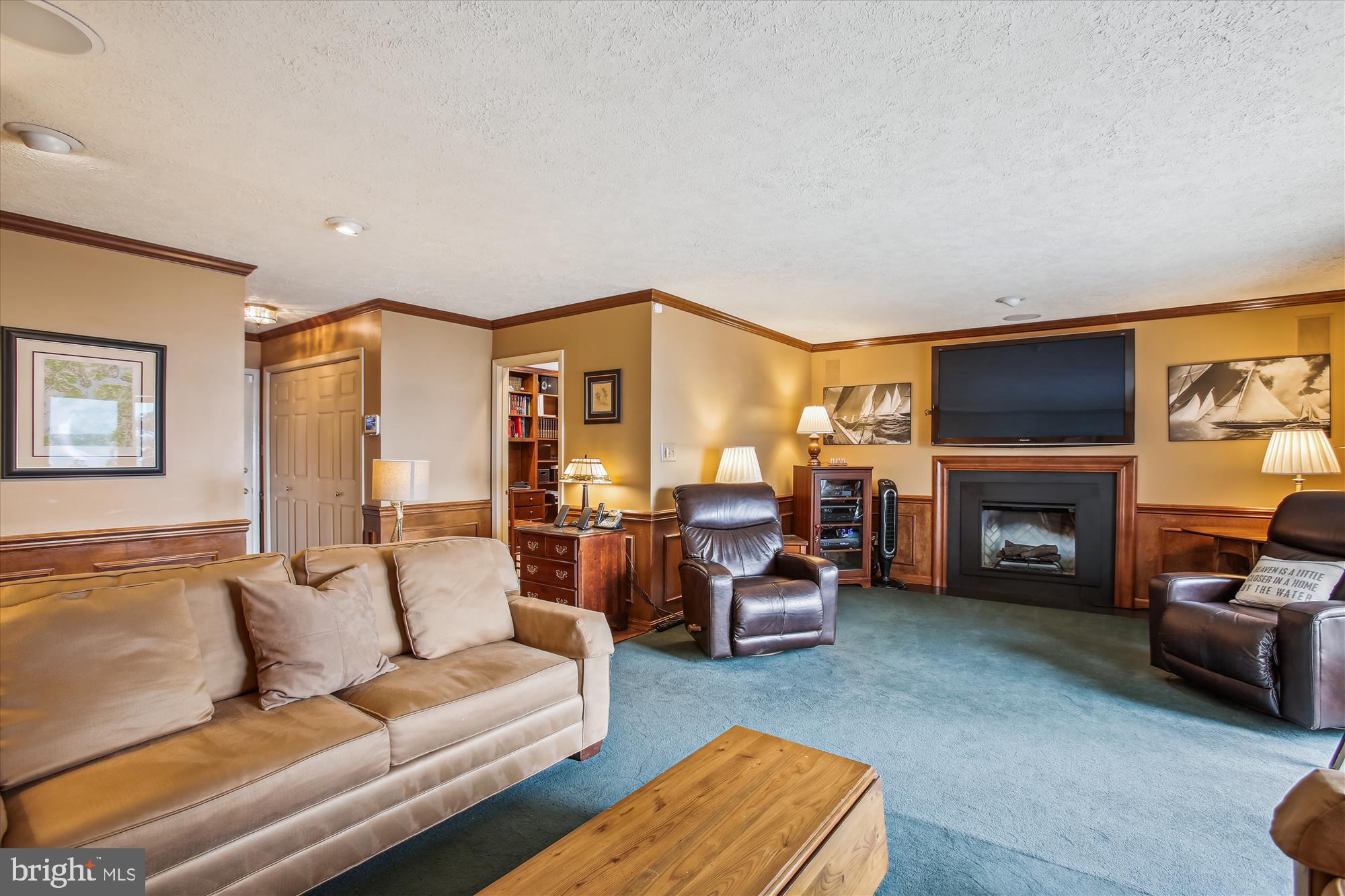 HALLOWING POINT RIVER ESTATES - Residential