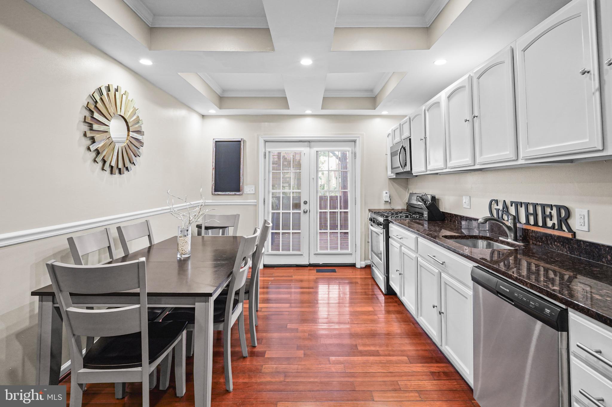 WASHINGTON VILLAGE - Residential
