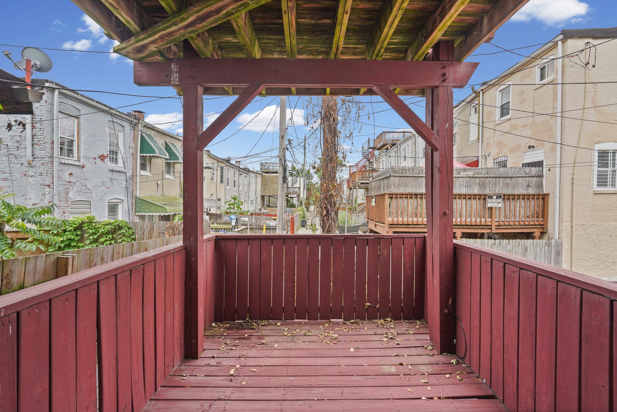 WASHINGTON VILLAGE - Residential