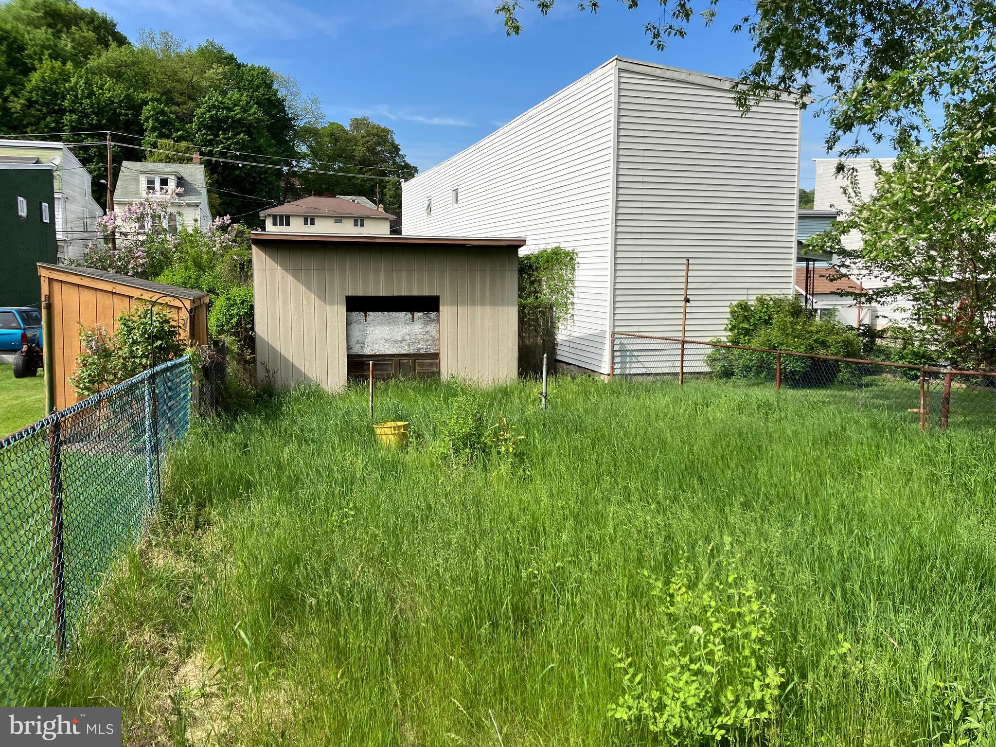 MINERSVILLE - Residential