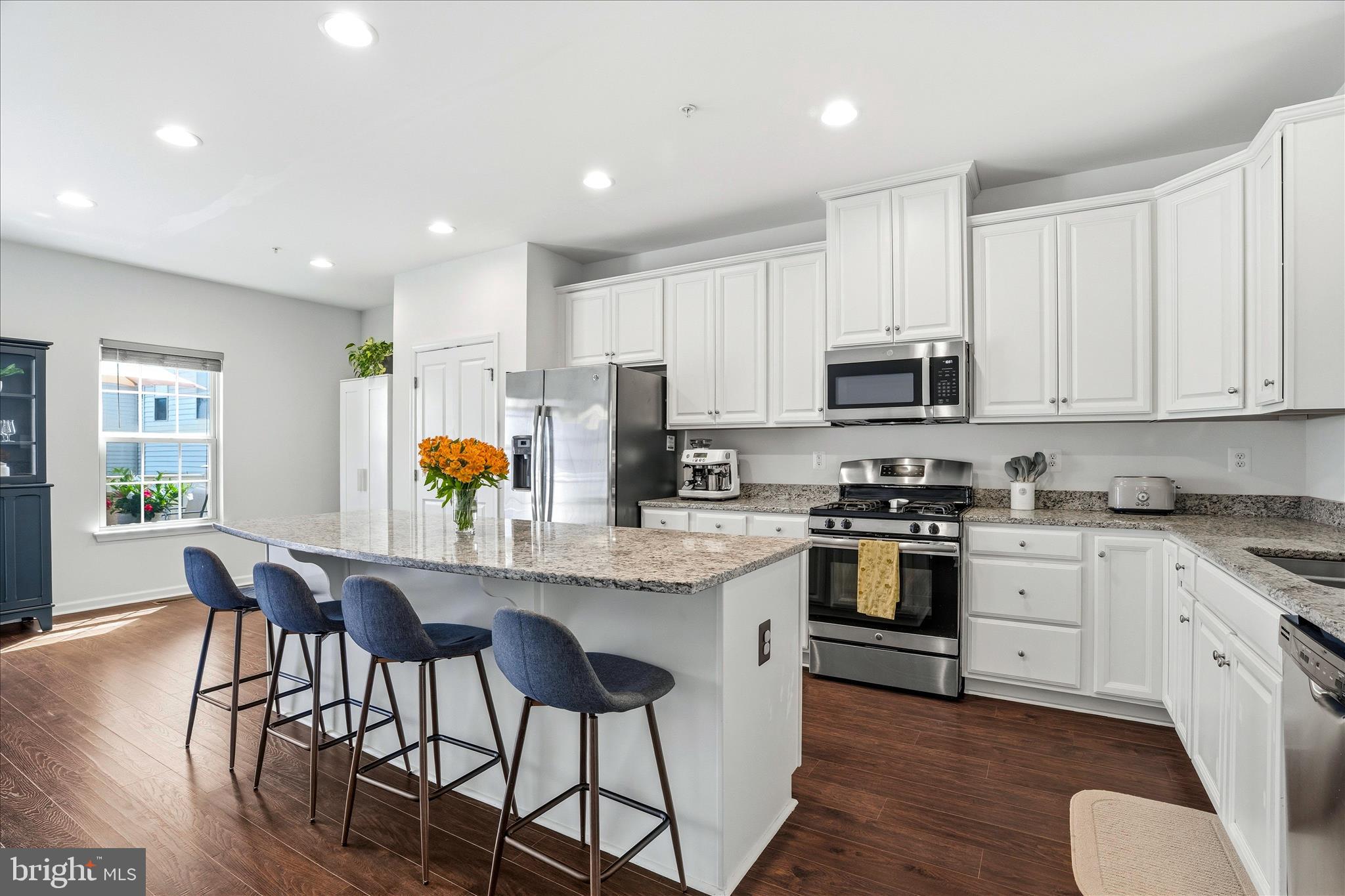 JEFFERSON PLACE - Residential