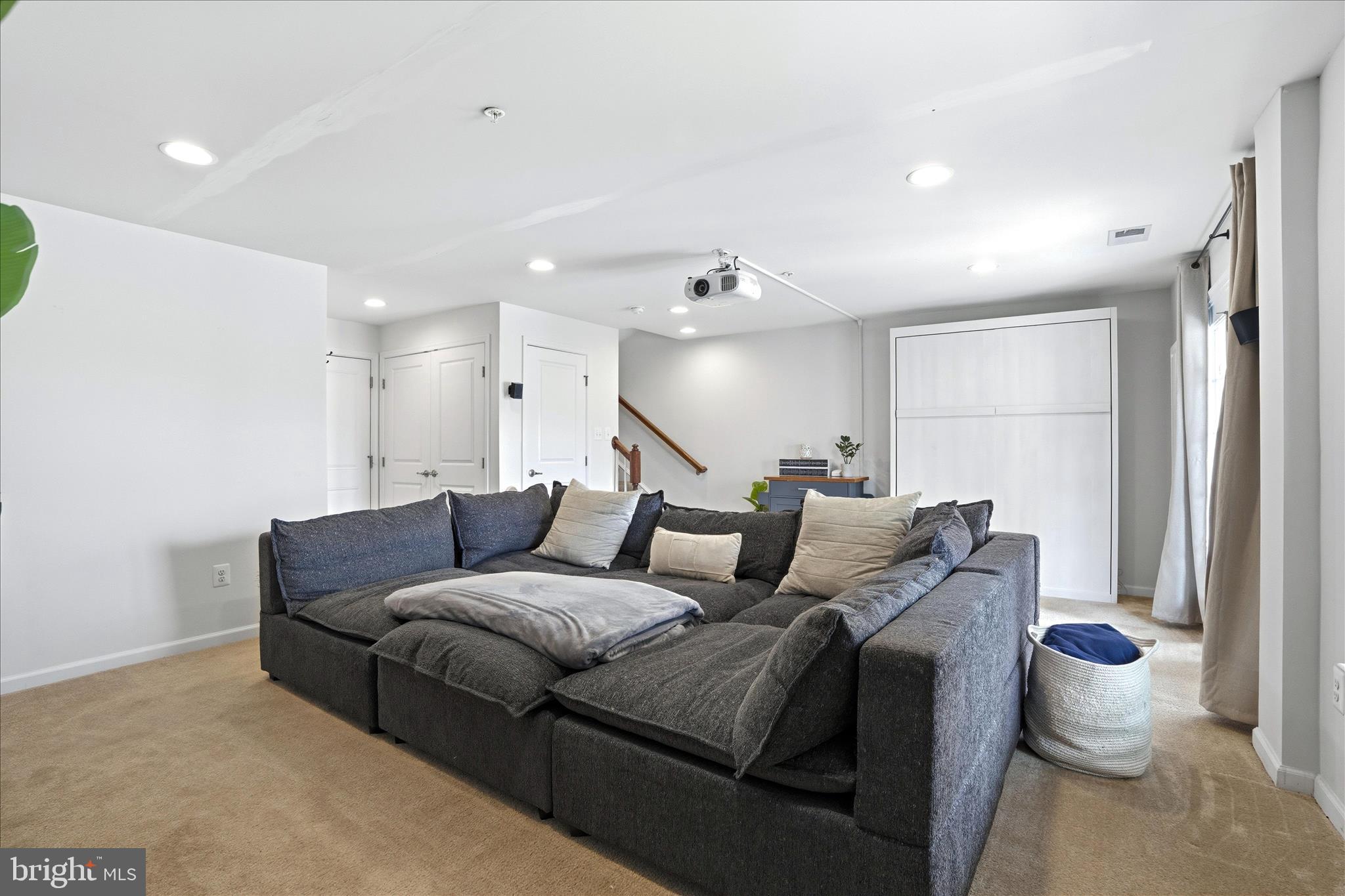 JEFFERSON PLACE - Residential