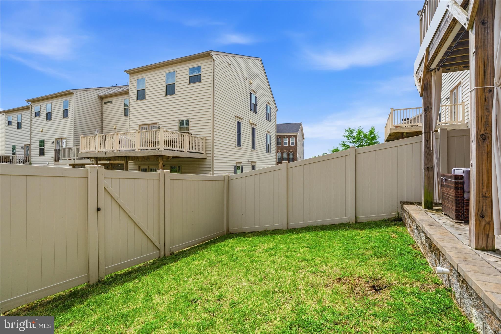 JEFFERSON PLACE - Residential