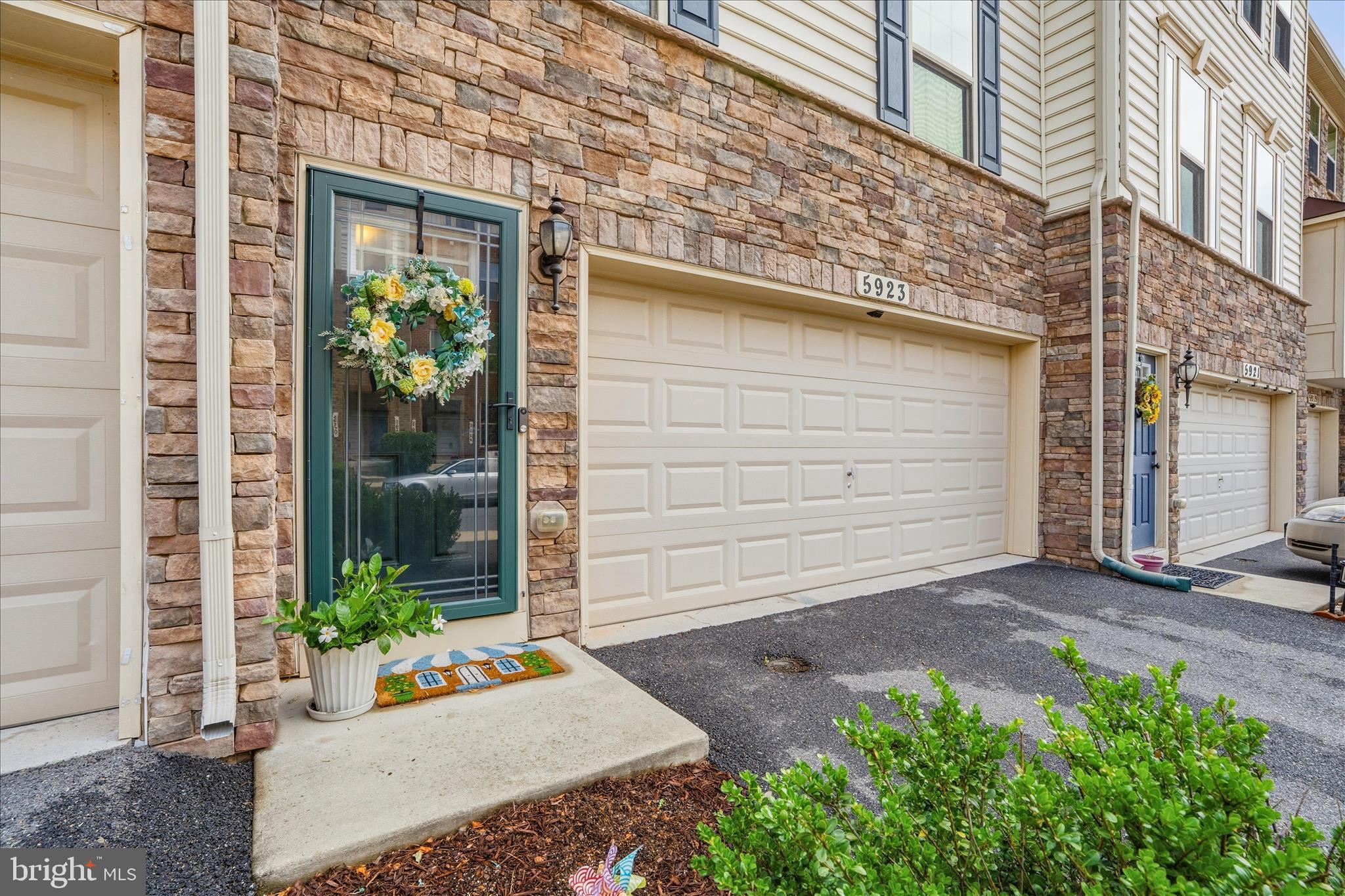 JEFFERSON PLACE - Residential
