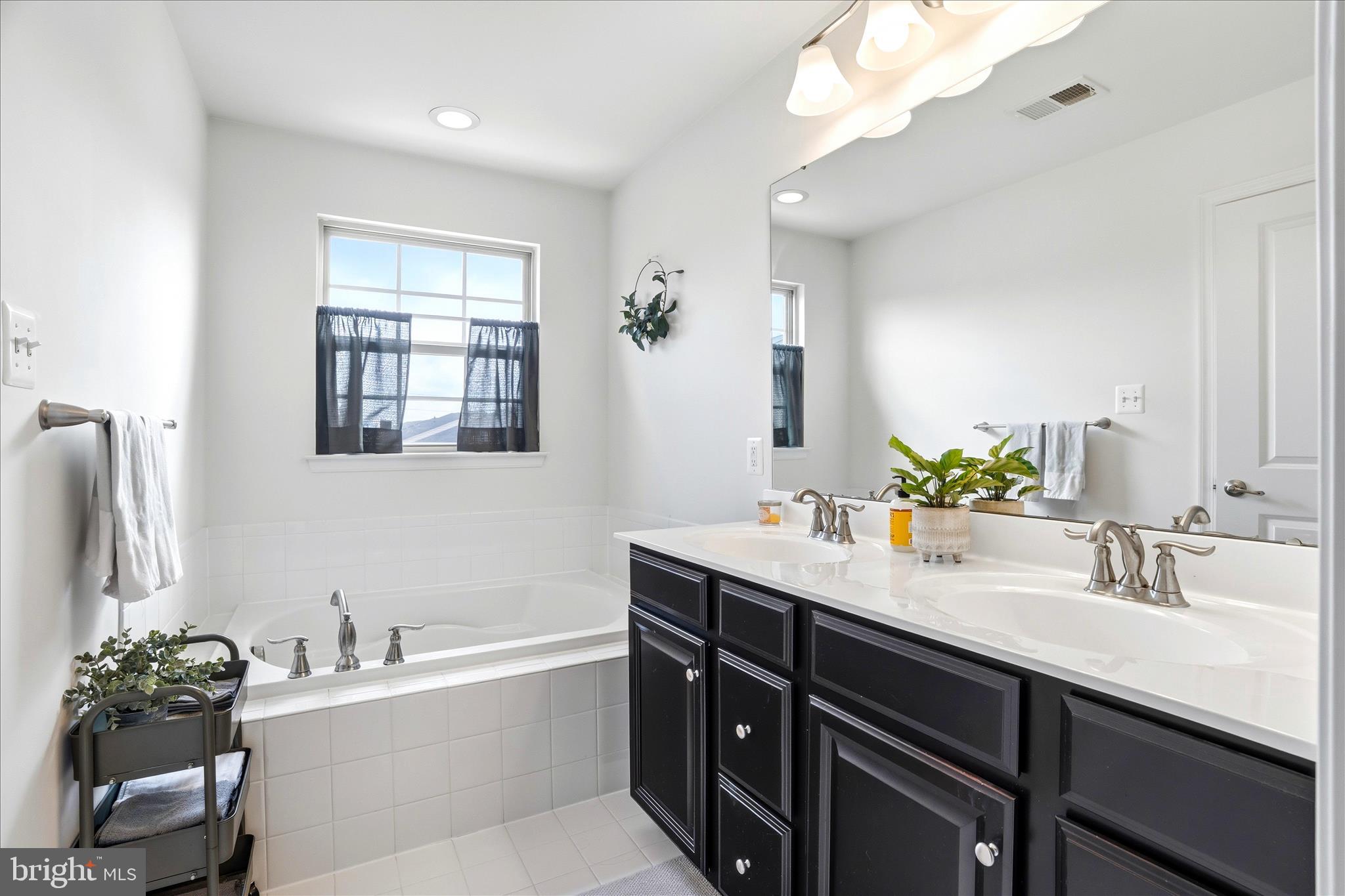 JEFFERSON PLACE - Residential
