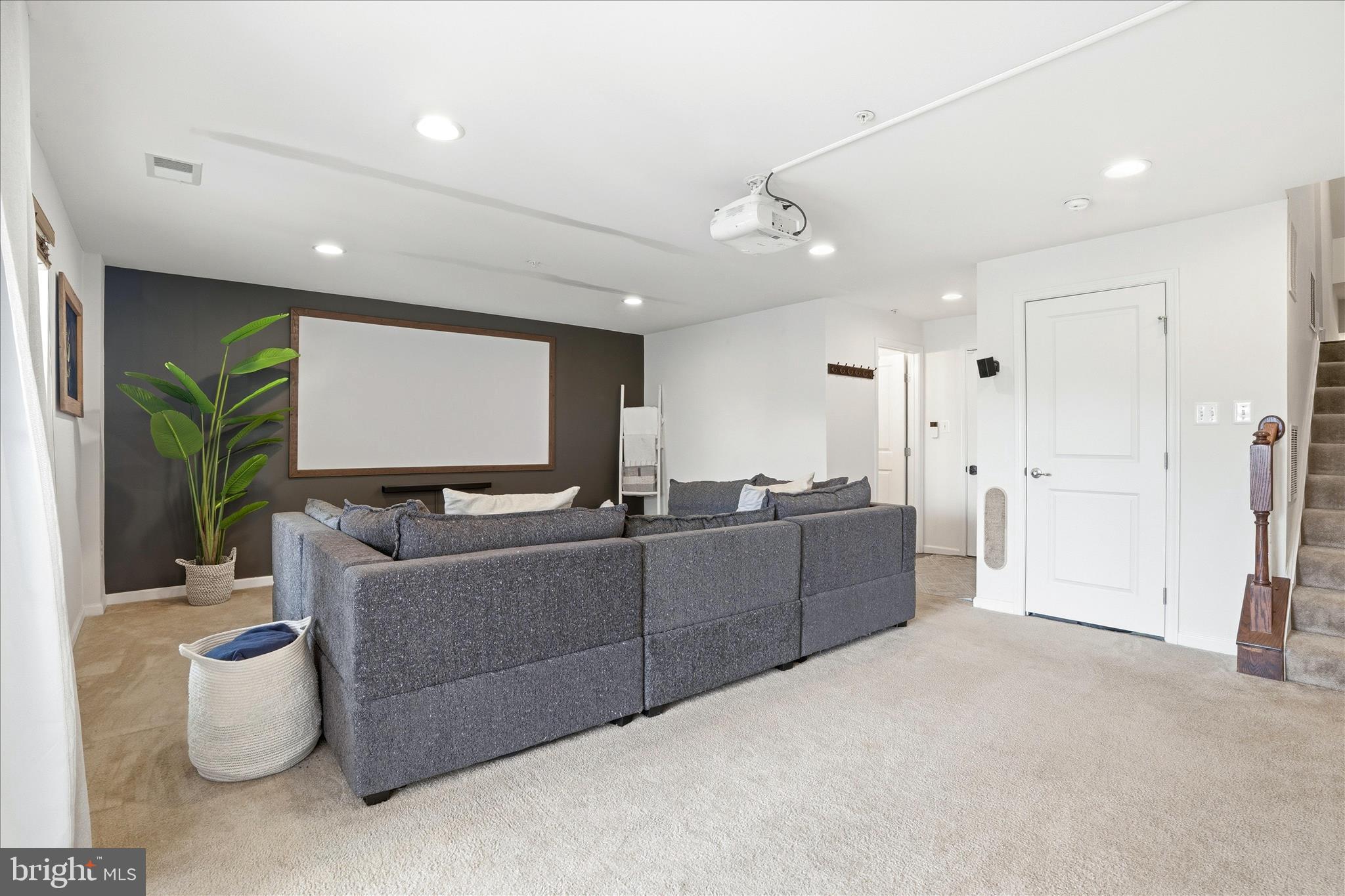 JEFFERSON PLACE - Residential