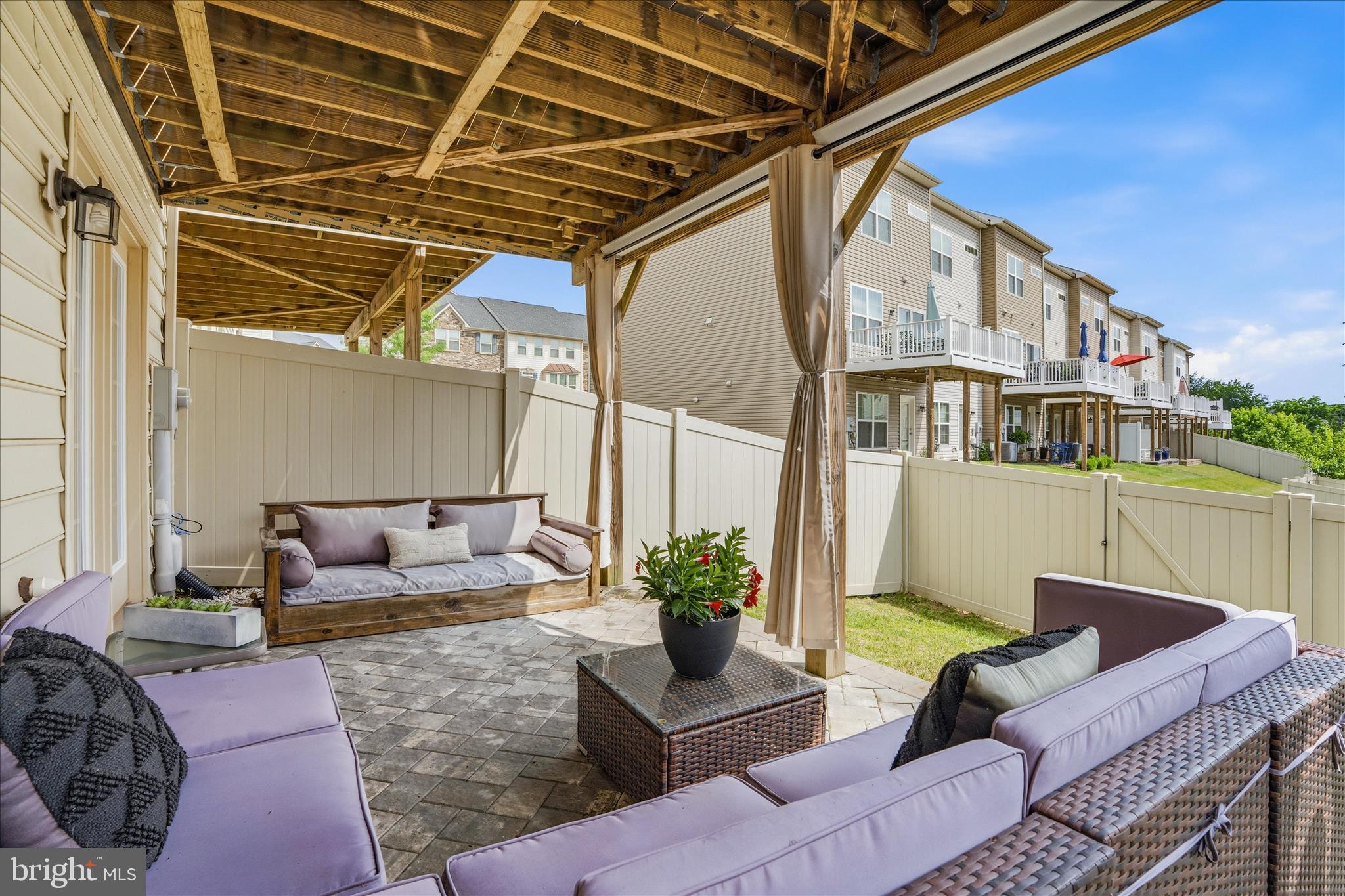 JEFFERSON PLACE - Residential