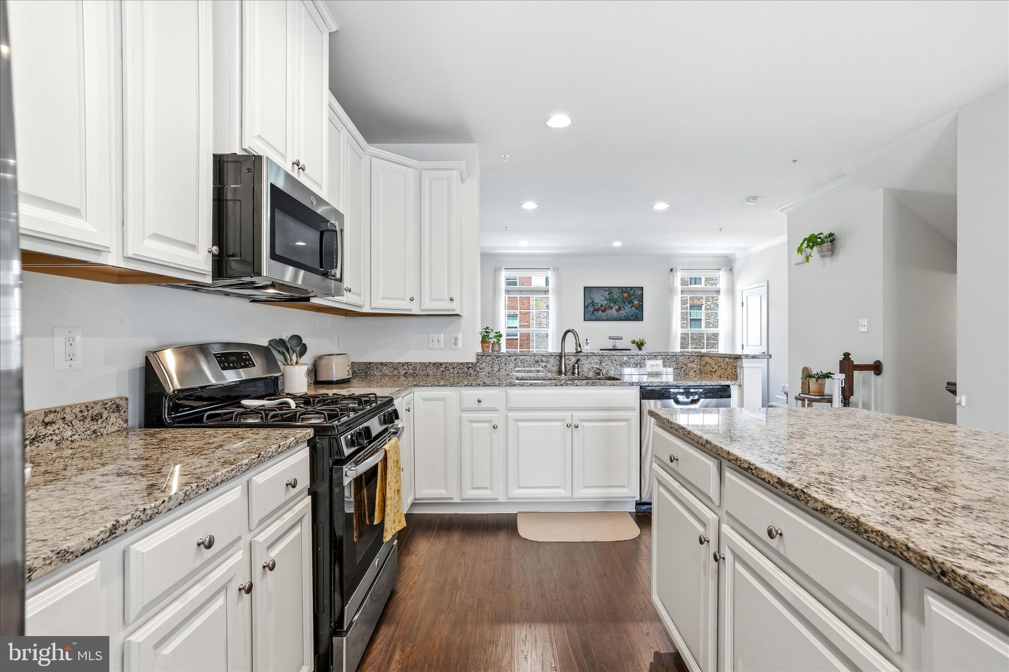 JEFFERSON PLACE - Residential