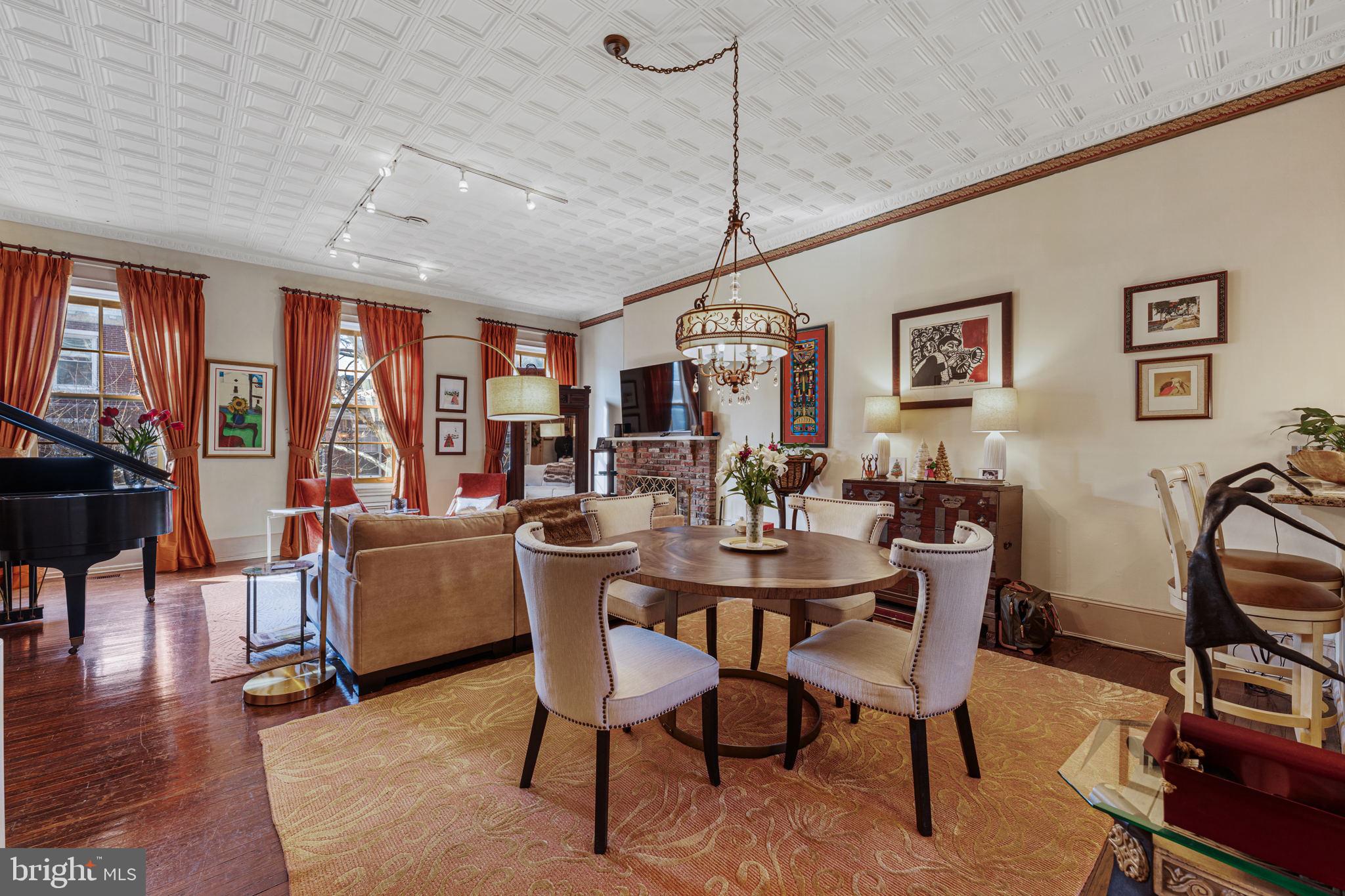 RITTENHOUSE SQUARE - Residential