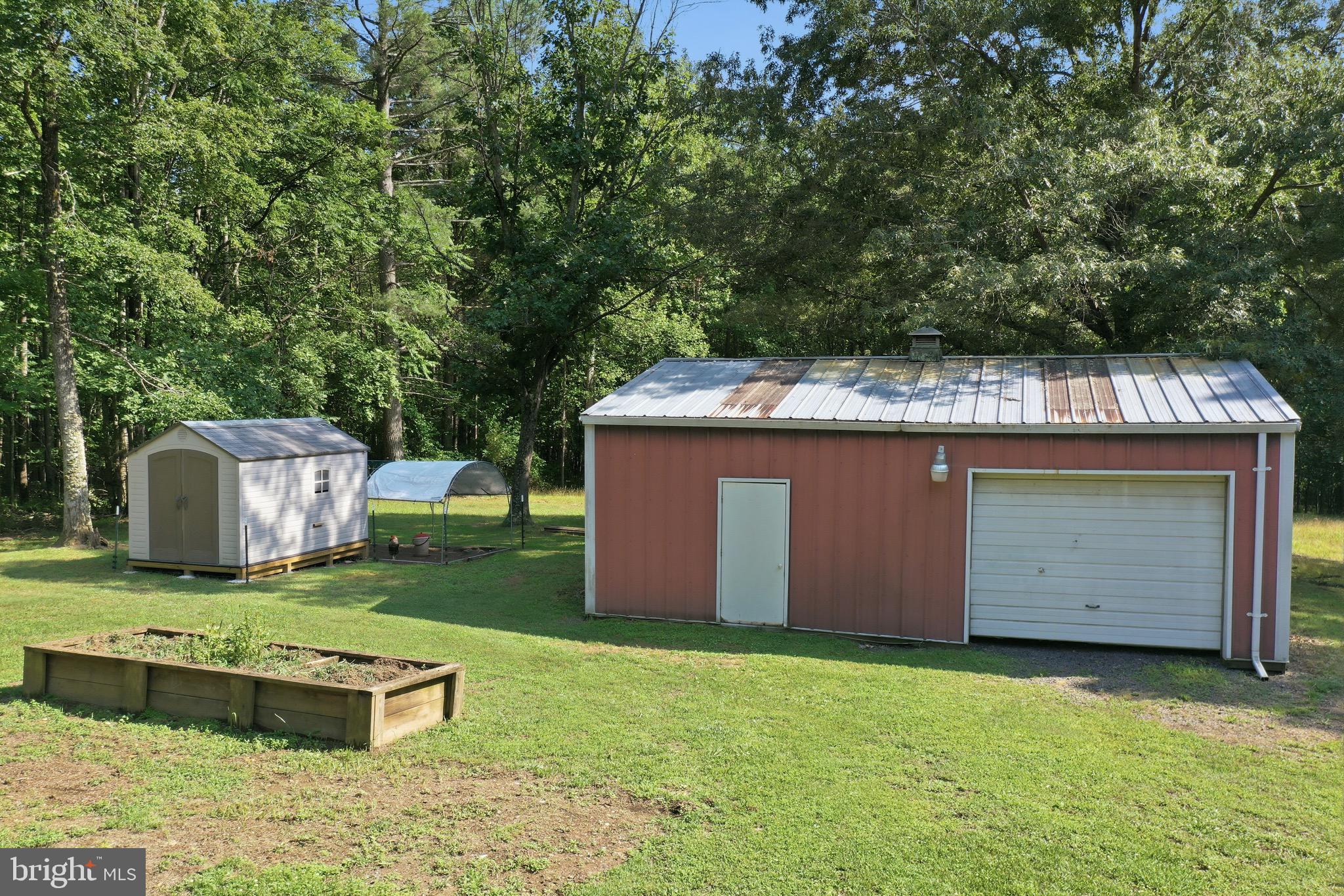 LIZZIE MILL RD - Residential
