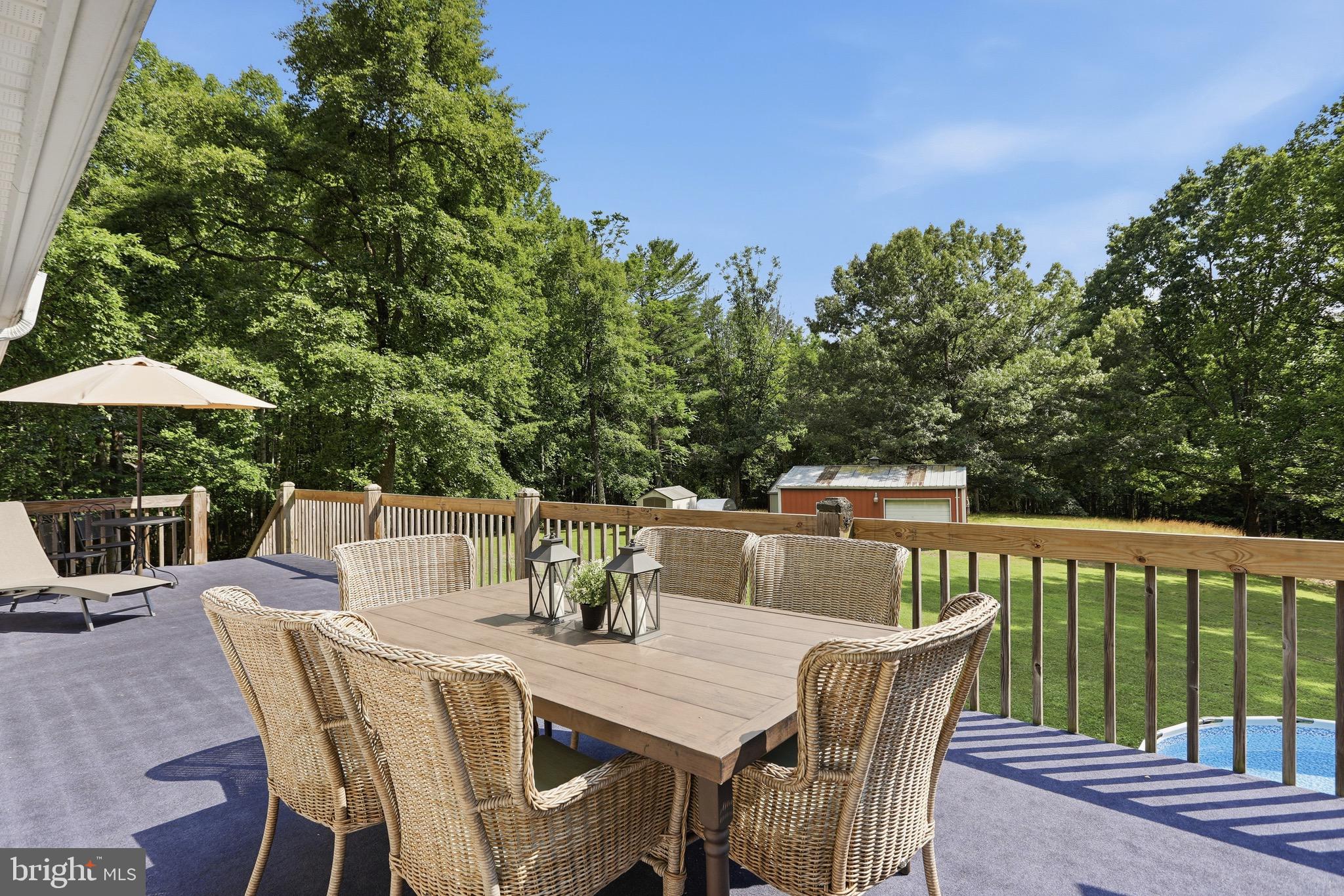 LIZZIE MILL RD - Residential