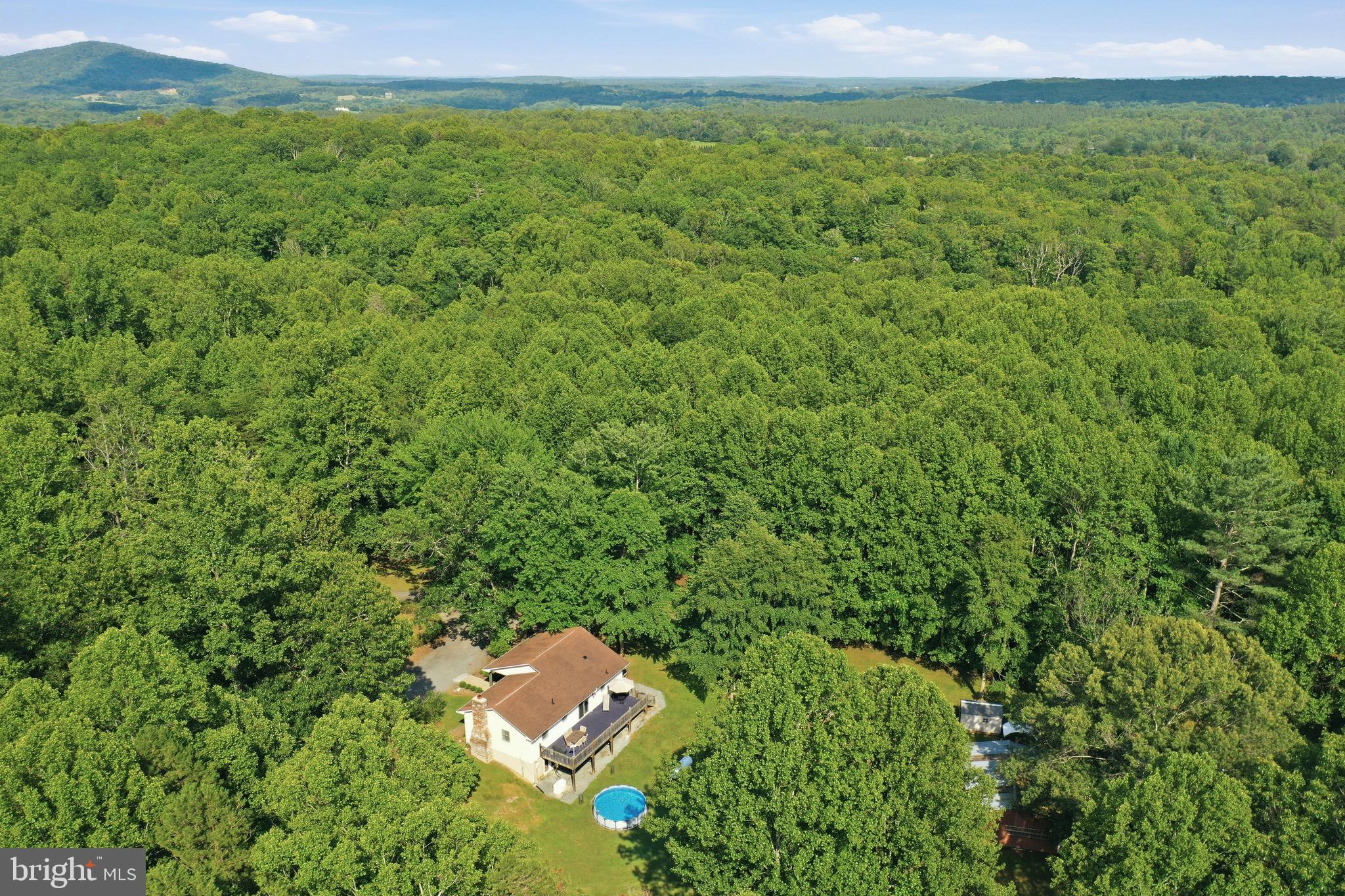LIZZIE MILL RD - Residential
