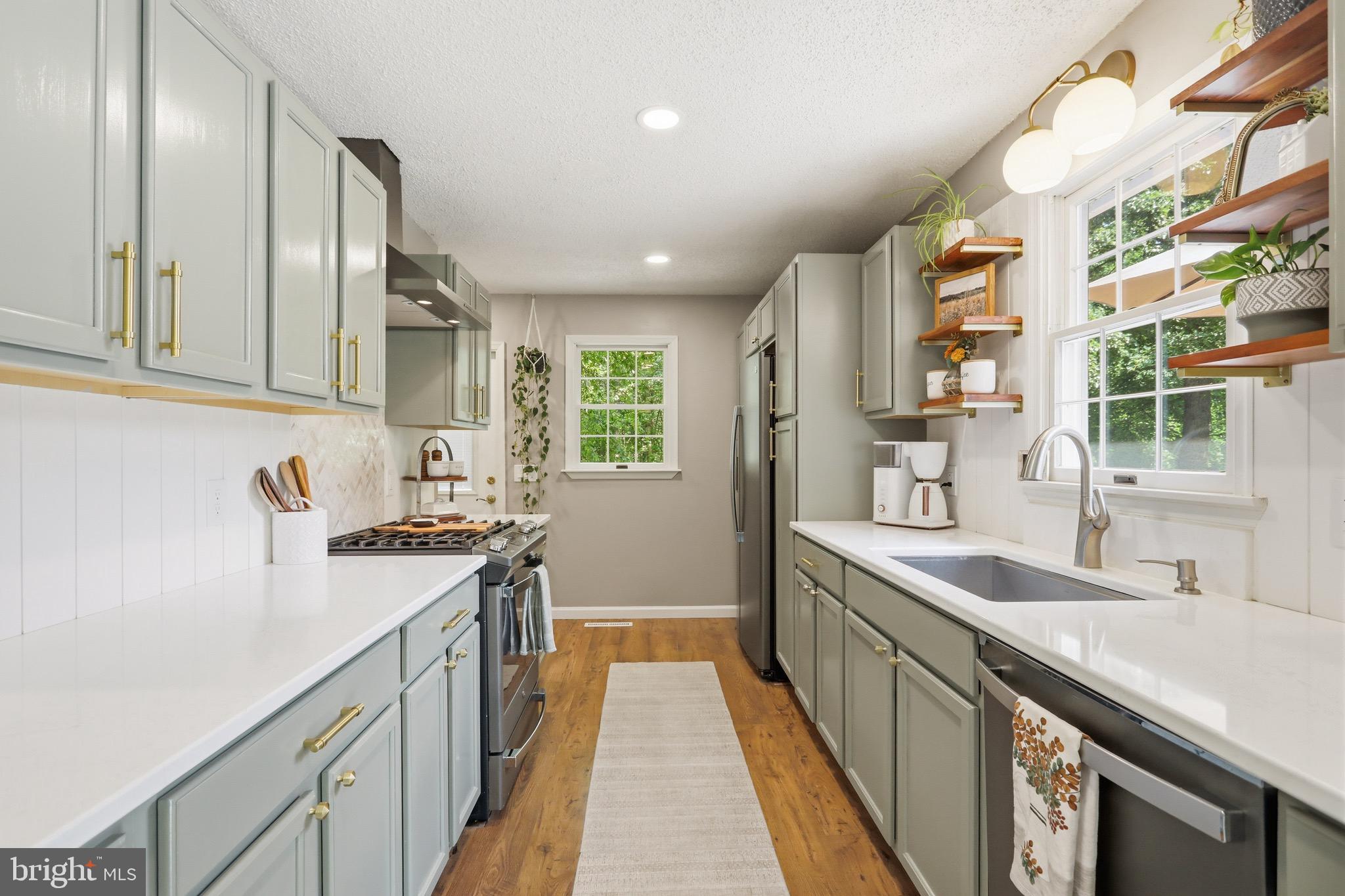 LIZZIE MILL RD - Residential