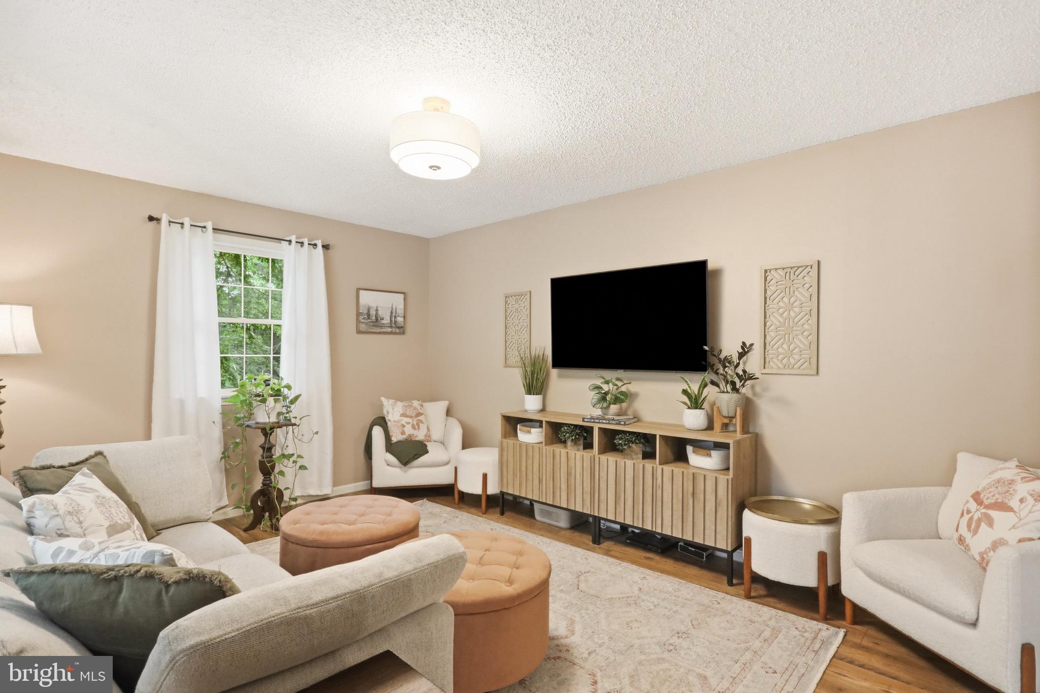 LIZZIE MILL RD - Residential