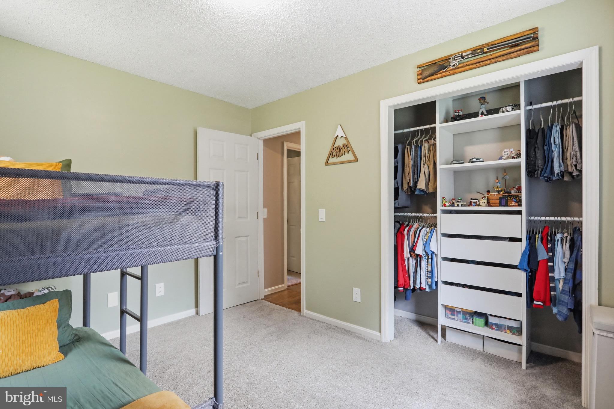 LIZZIE MILL RD - Residential