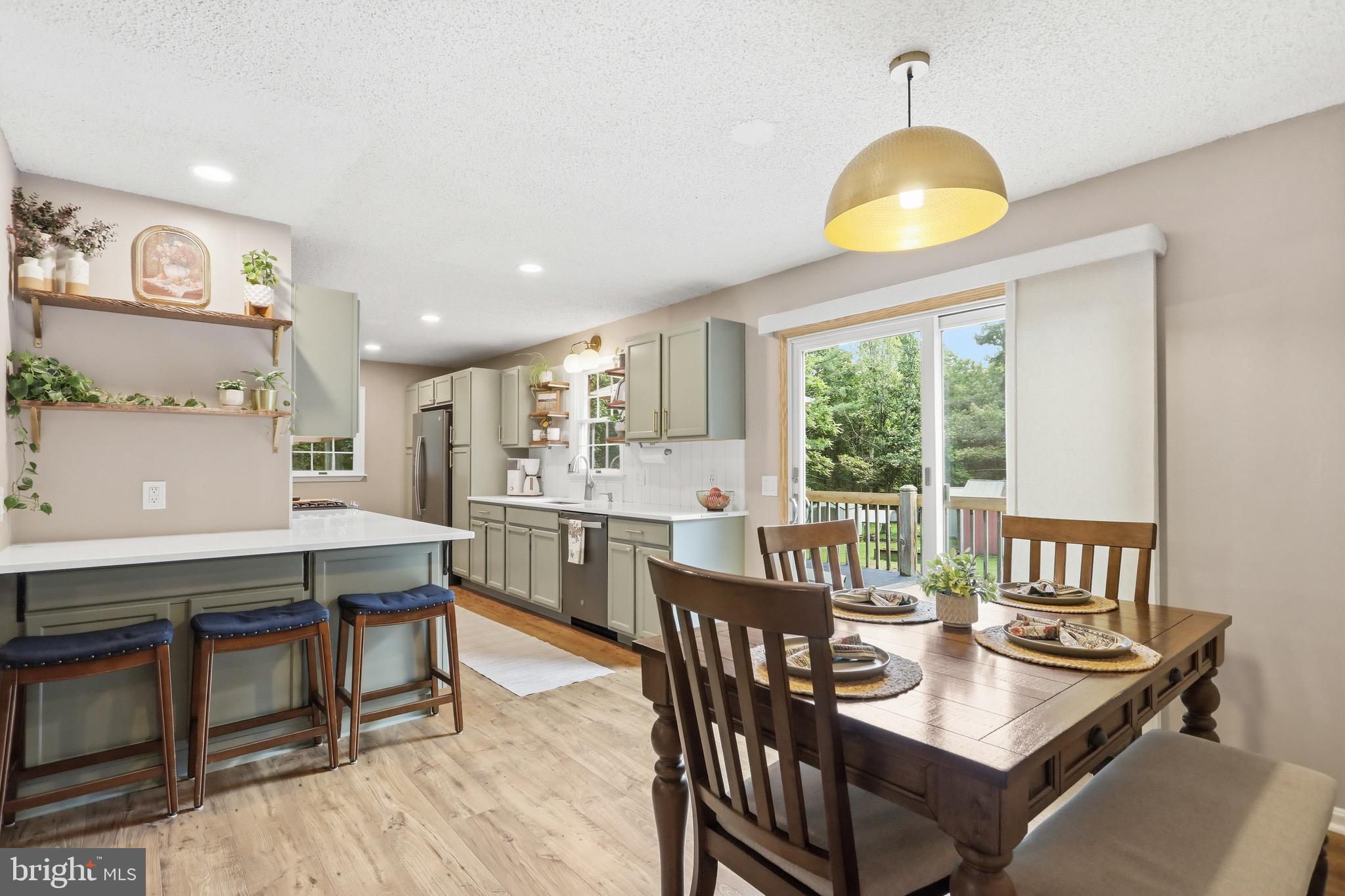 LIZZIE MILL RD - Residential