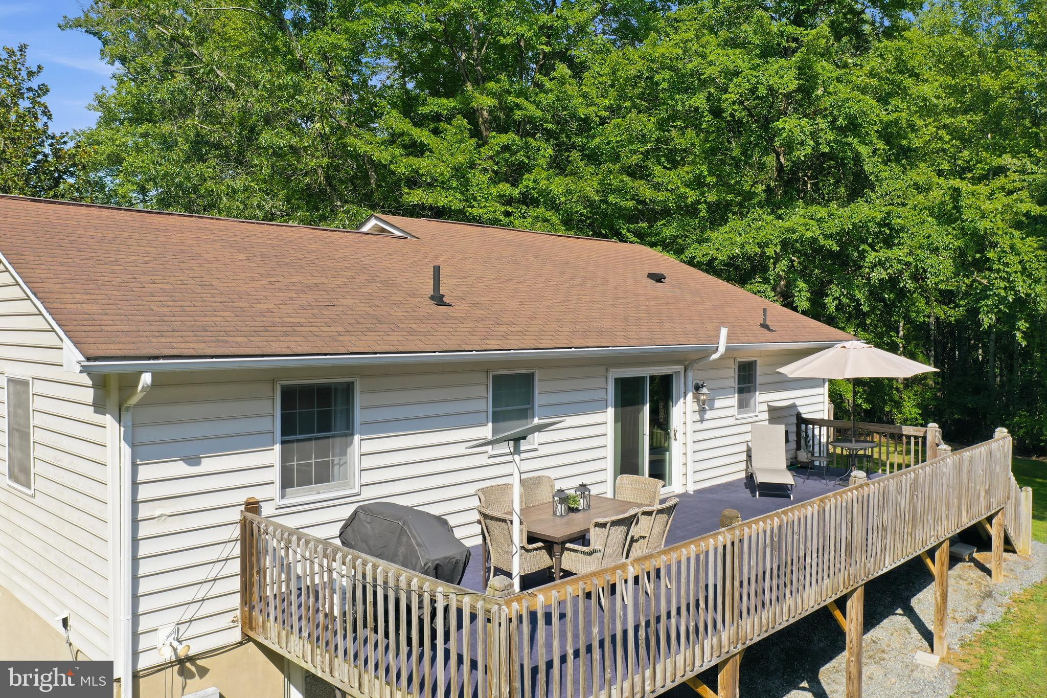 LIZZIE MILL RD - Residential